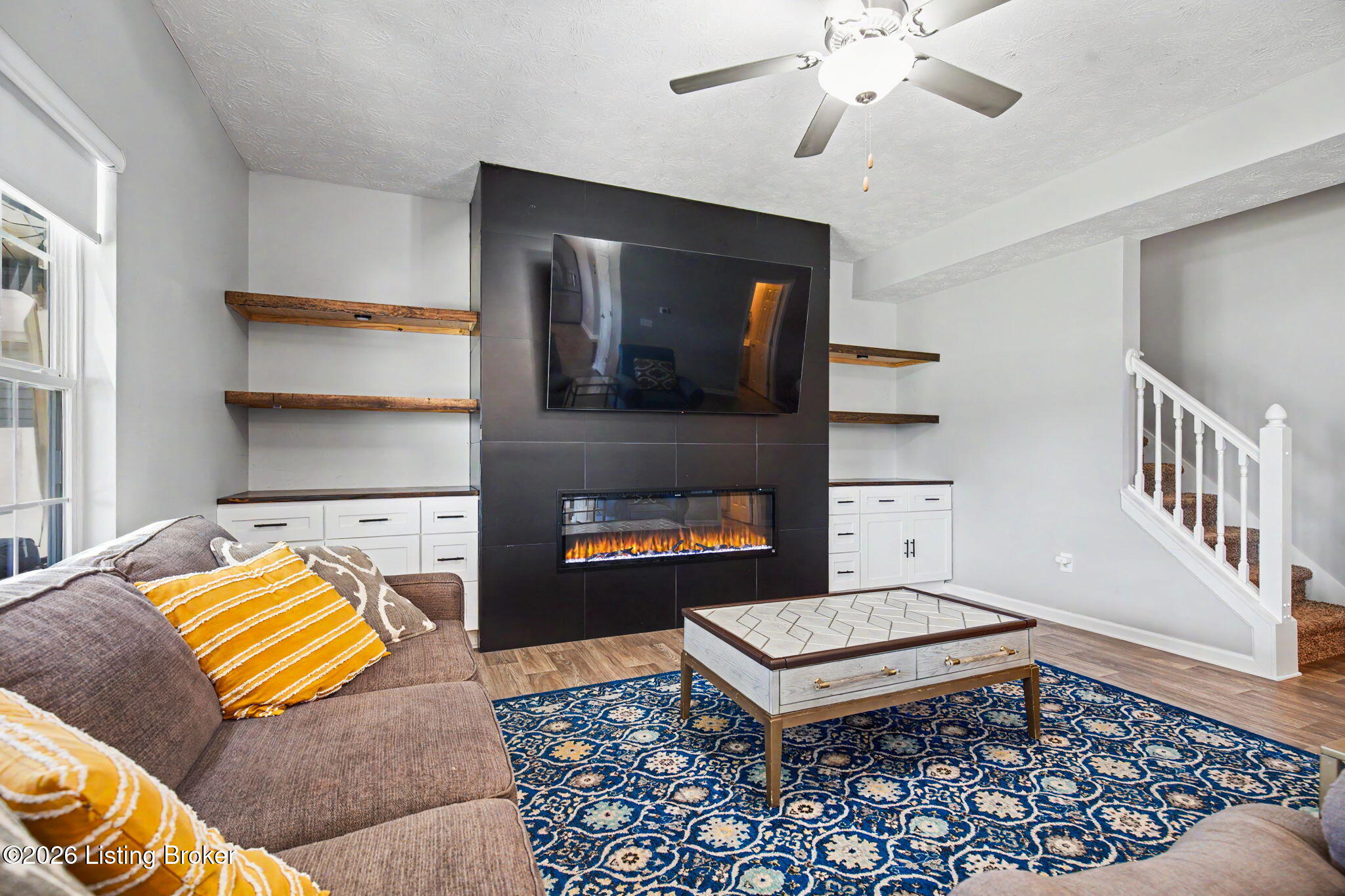 8424 Warbler Branch Way Property Photo 5