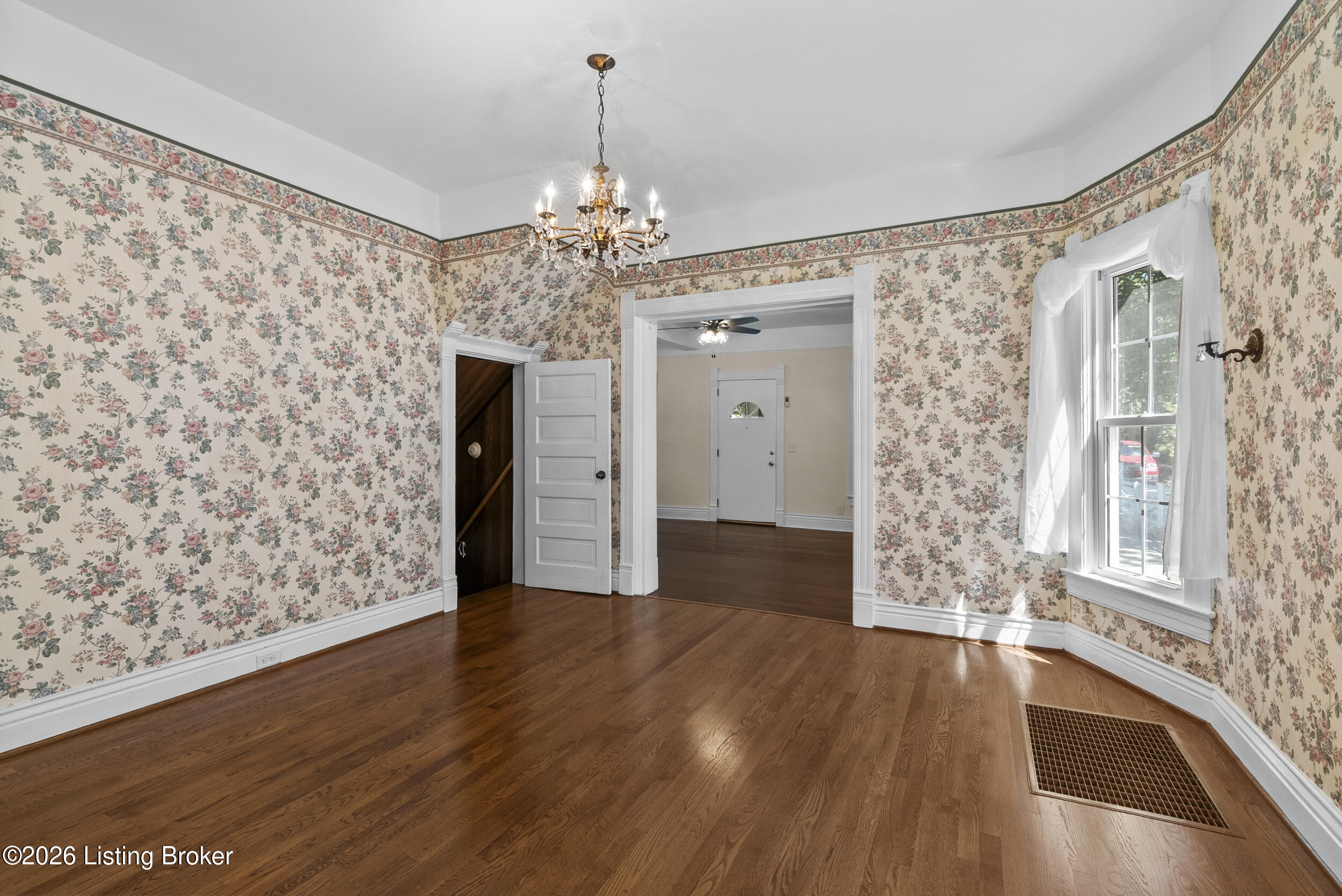 2716 Victor Pl Property Photo 18