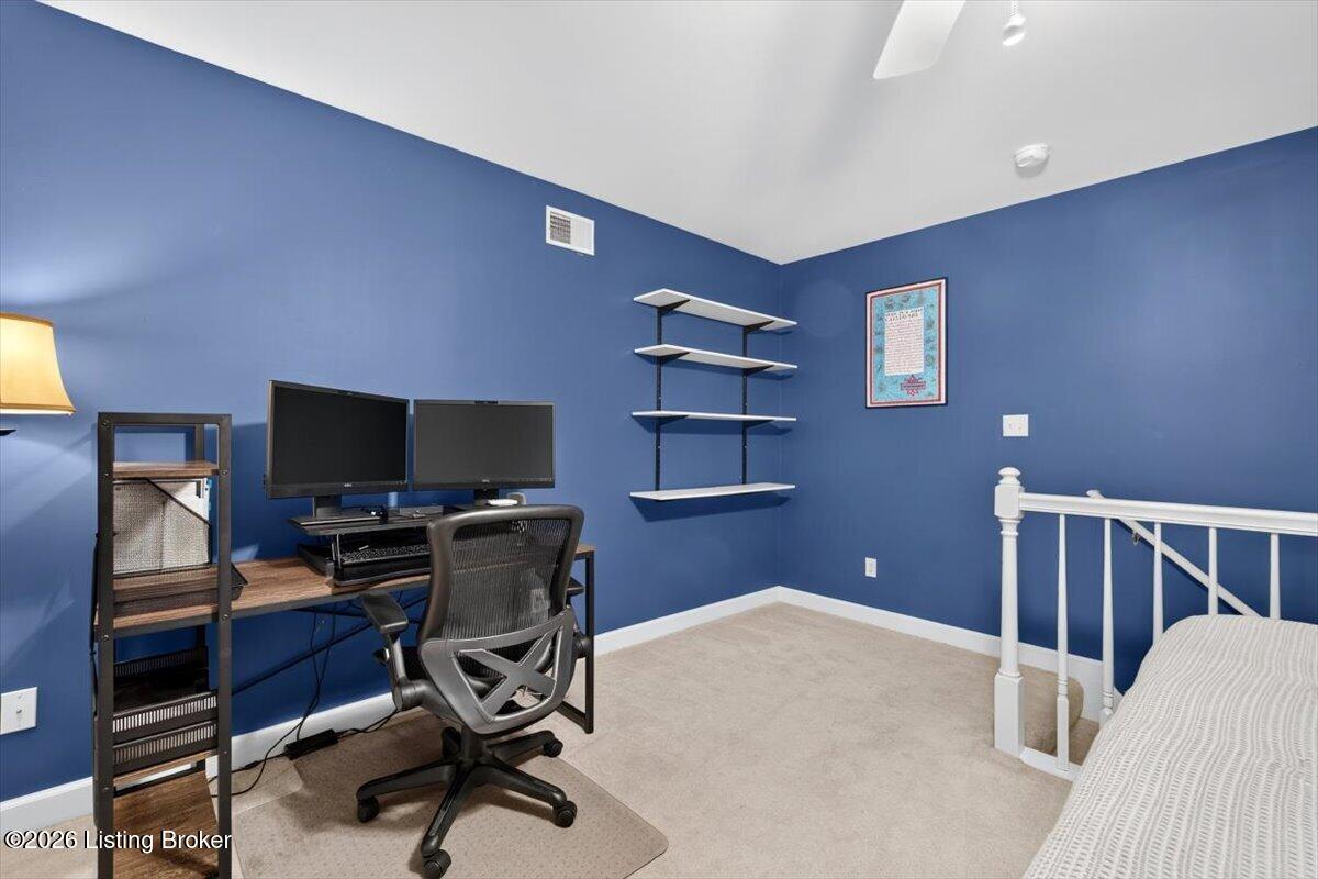 2410 Eastwood Cir Property Photo 27