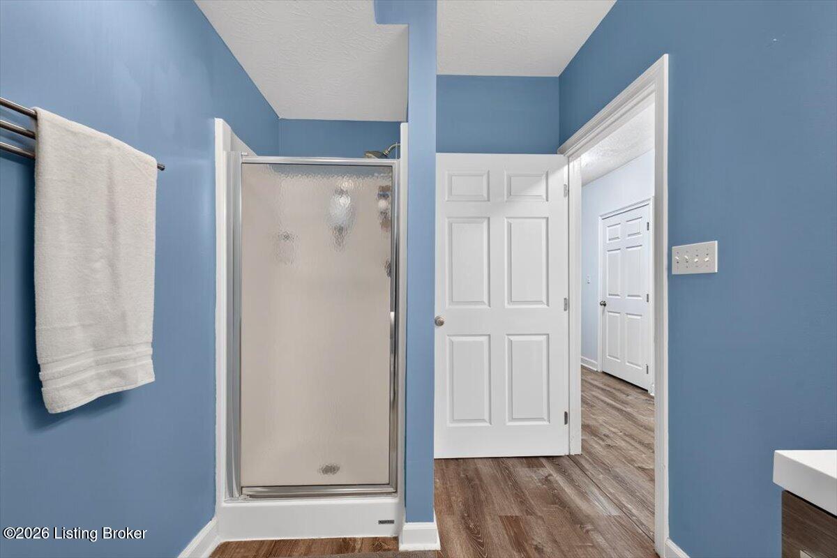 2410 Eastwood Cir Property Photo 32