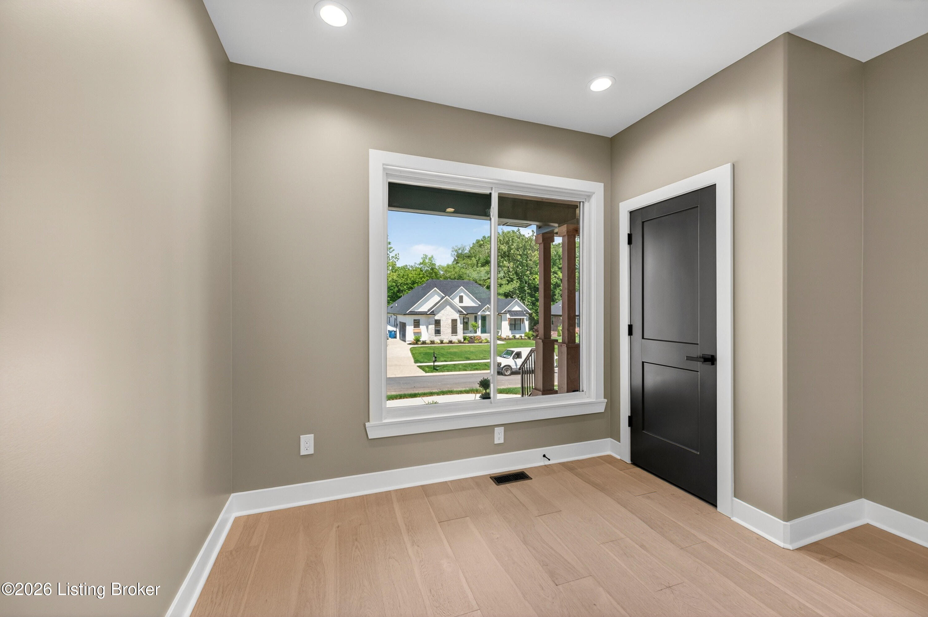 17610 Fox Spring Way Property Photo 43