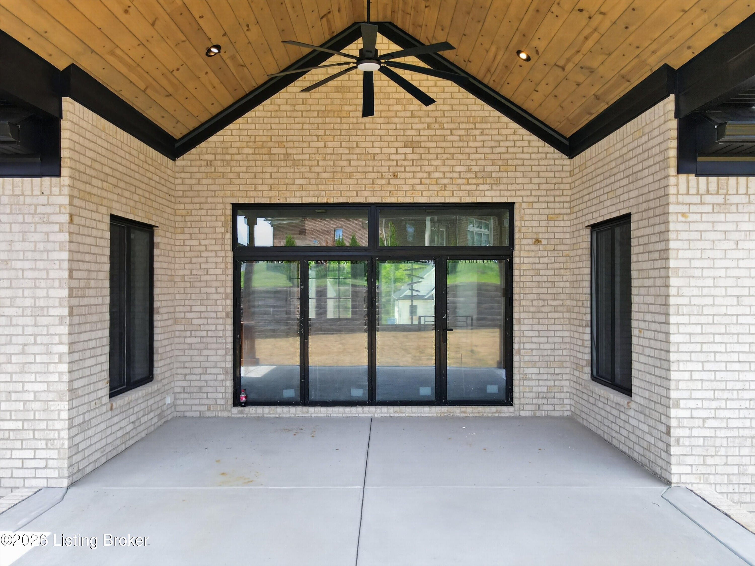 17610 Fox Spring Way Property Photo 48