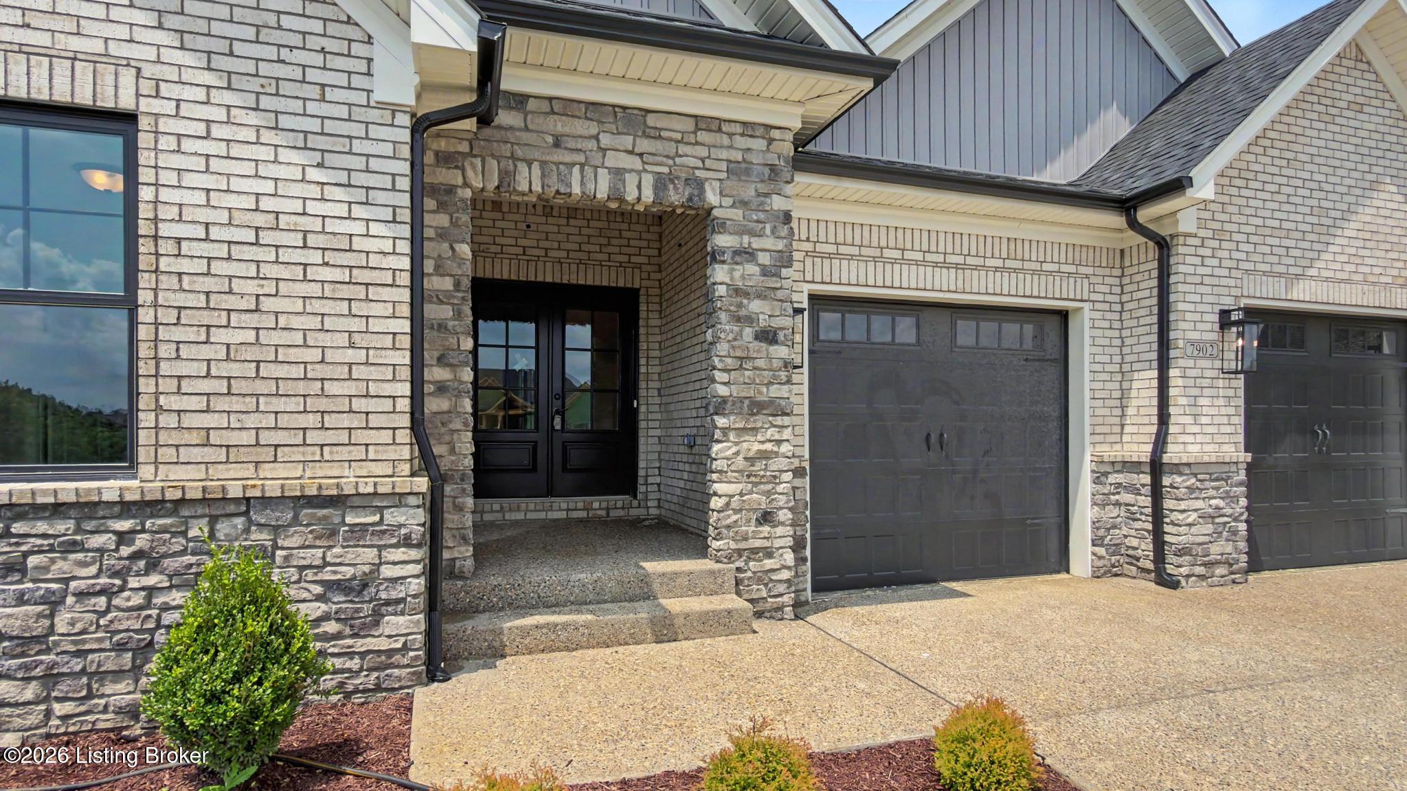 7902 Trading Post Ct Property Photo 5