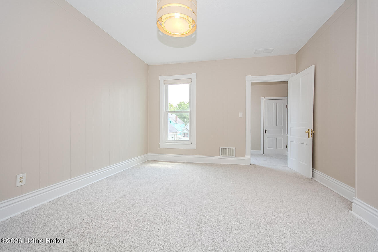 1061 E Kentucky St Property Photo 30
