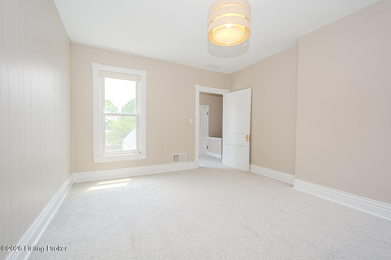 1061 E Kentucky St Property Photo 31