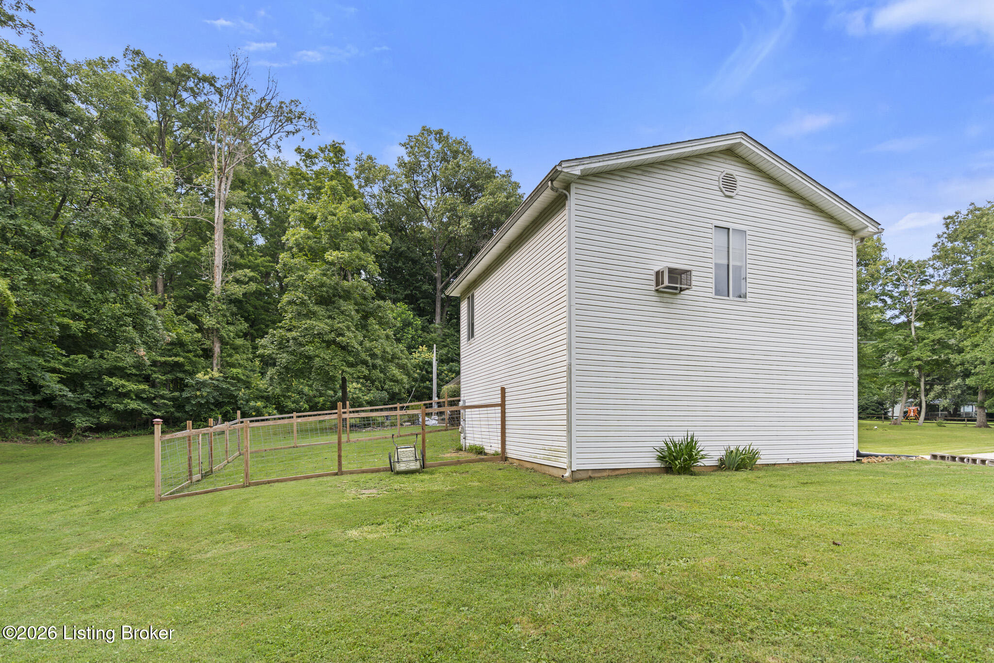 245 Spike Buck Dr Property Photo 13