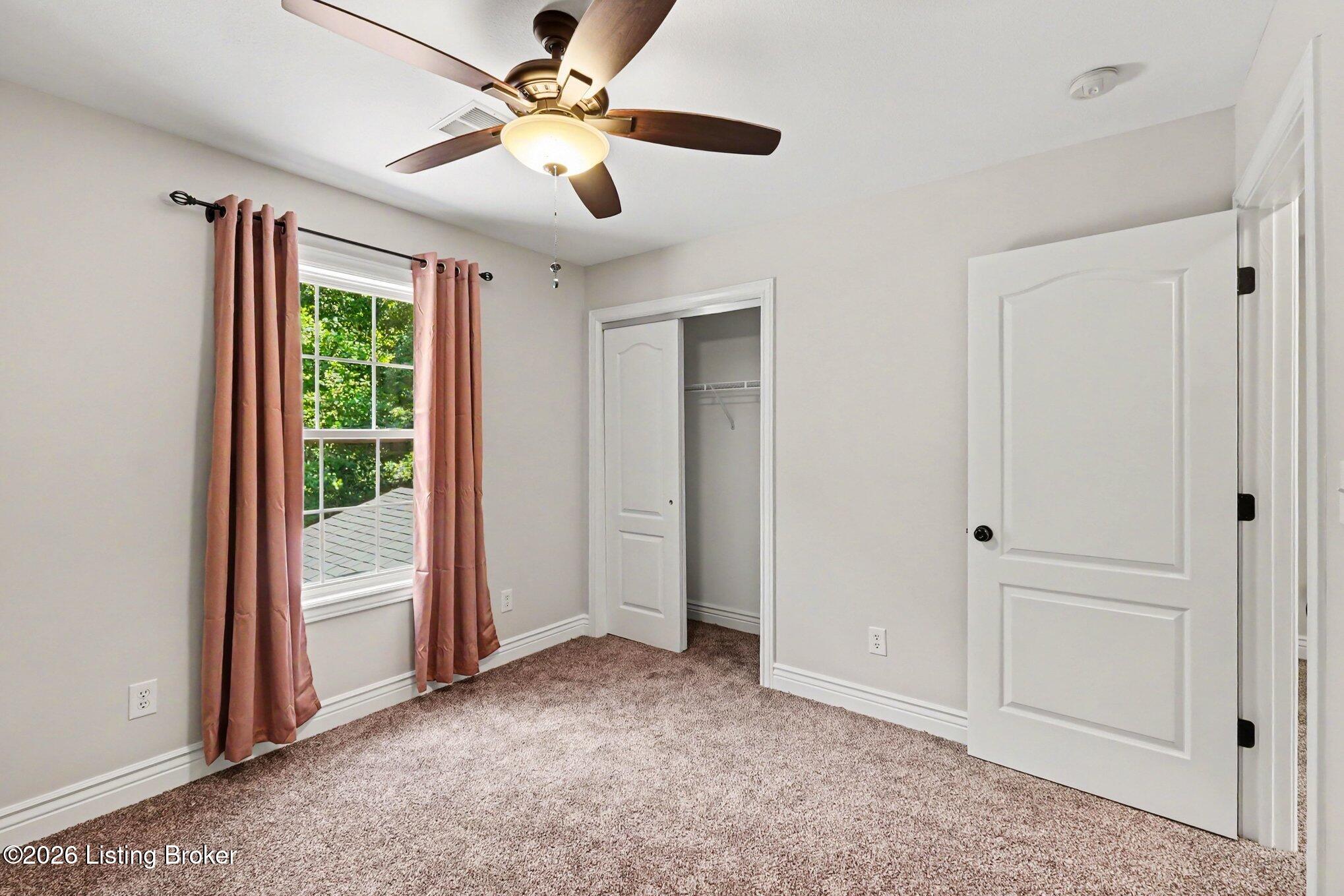 2609 Stonemill Dr Property Photo 22