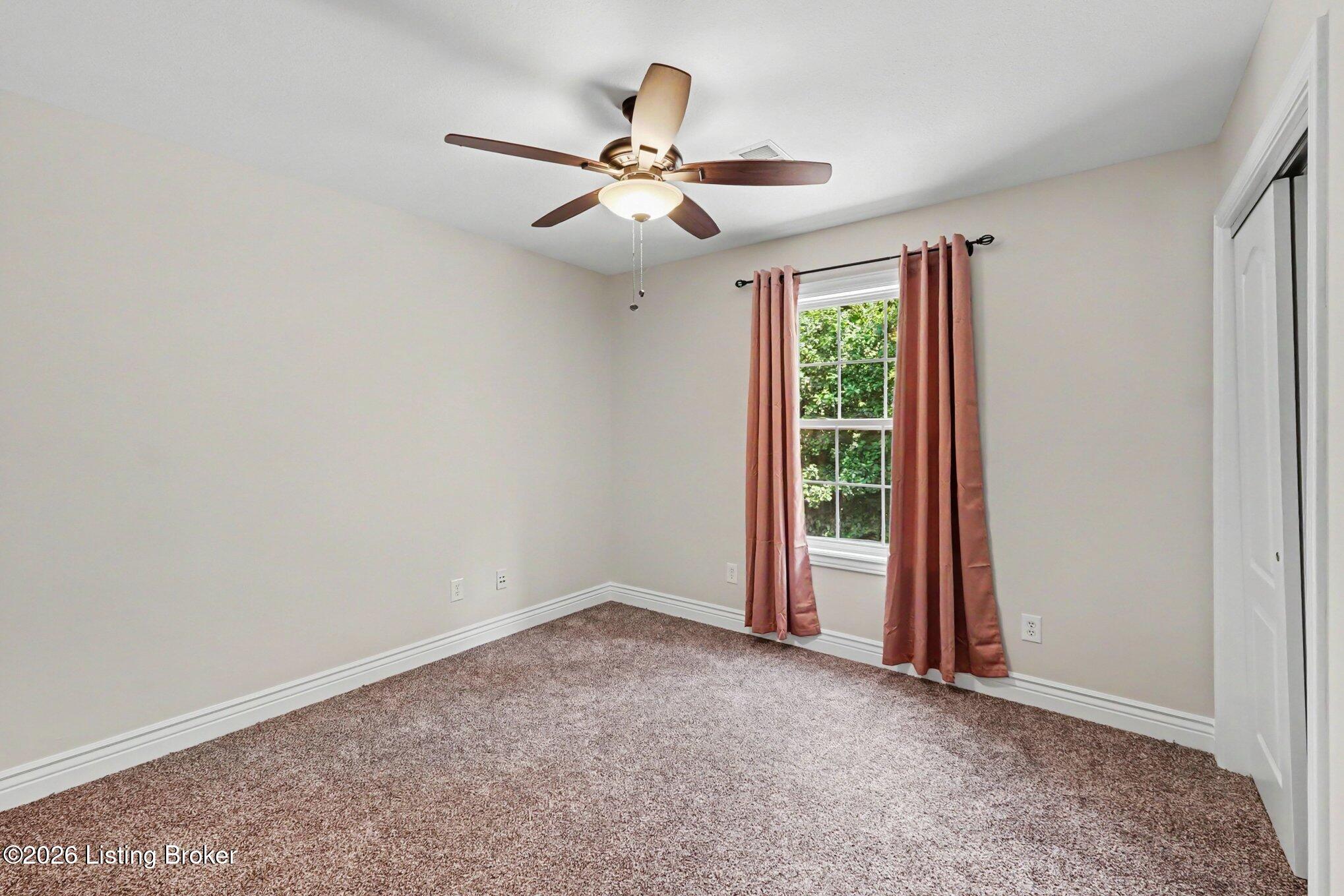 2609 Stonemill Dr Property Photo 23