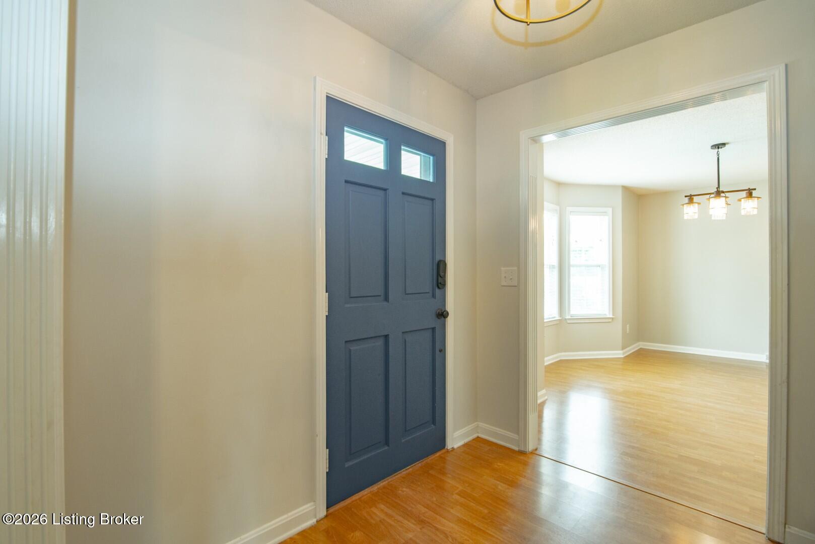 111 Brendenwood Ct Property Photo 8