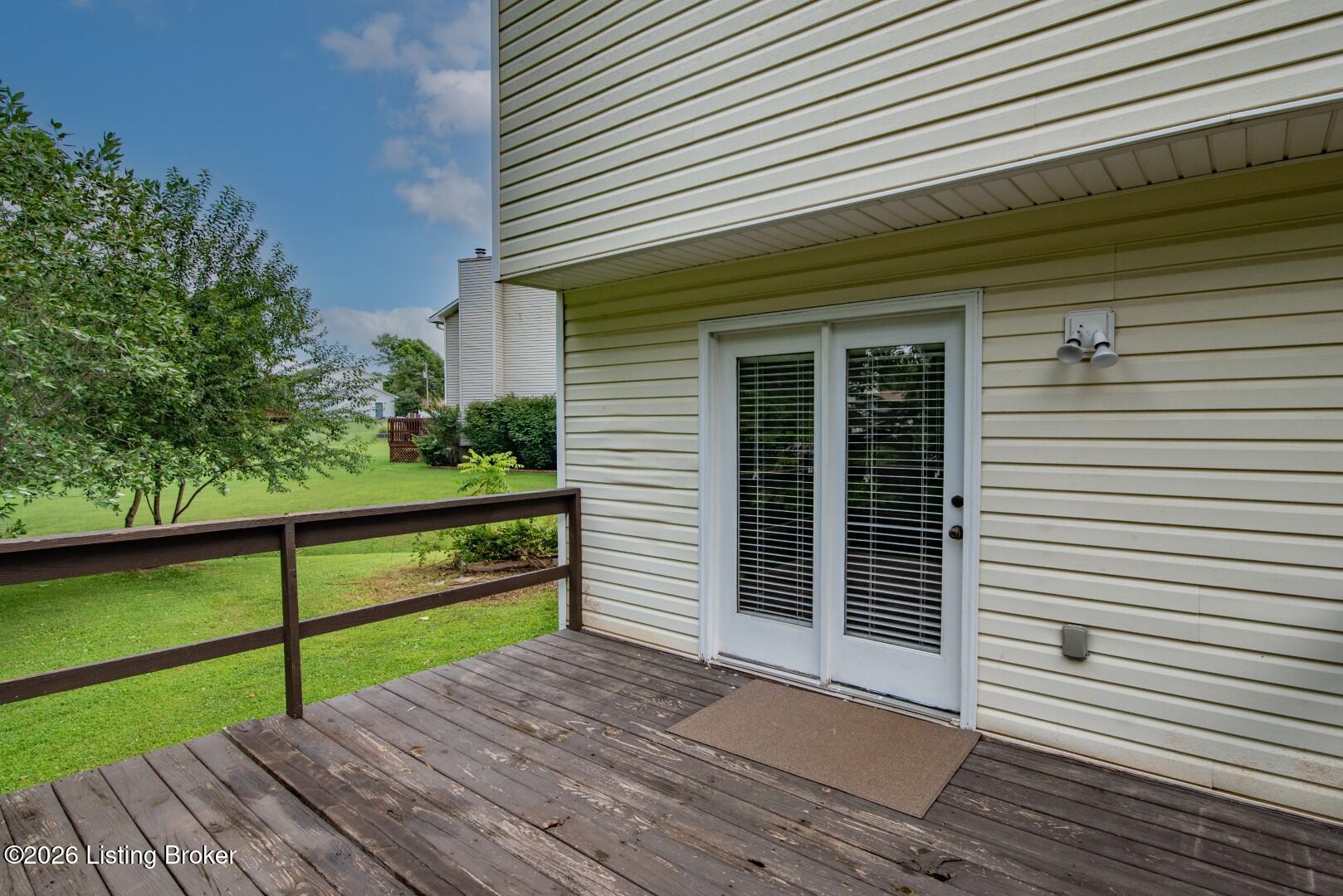 111 Brendenwood Ct Property Photo 35