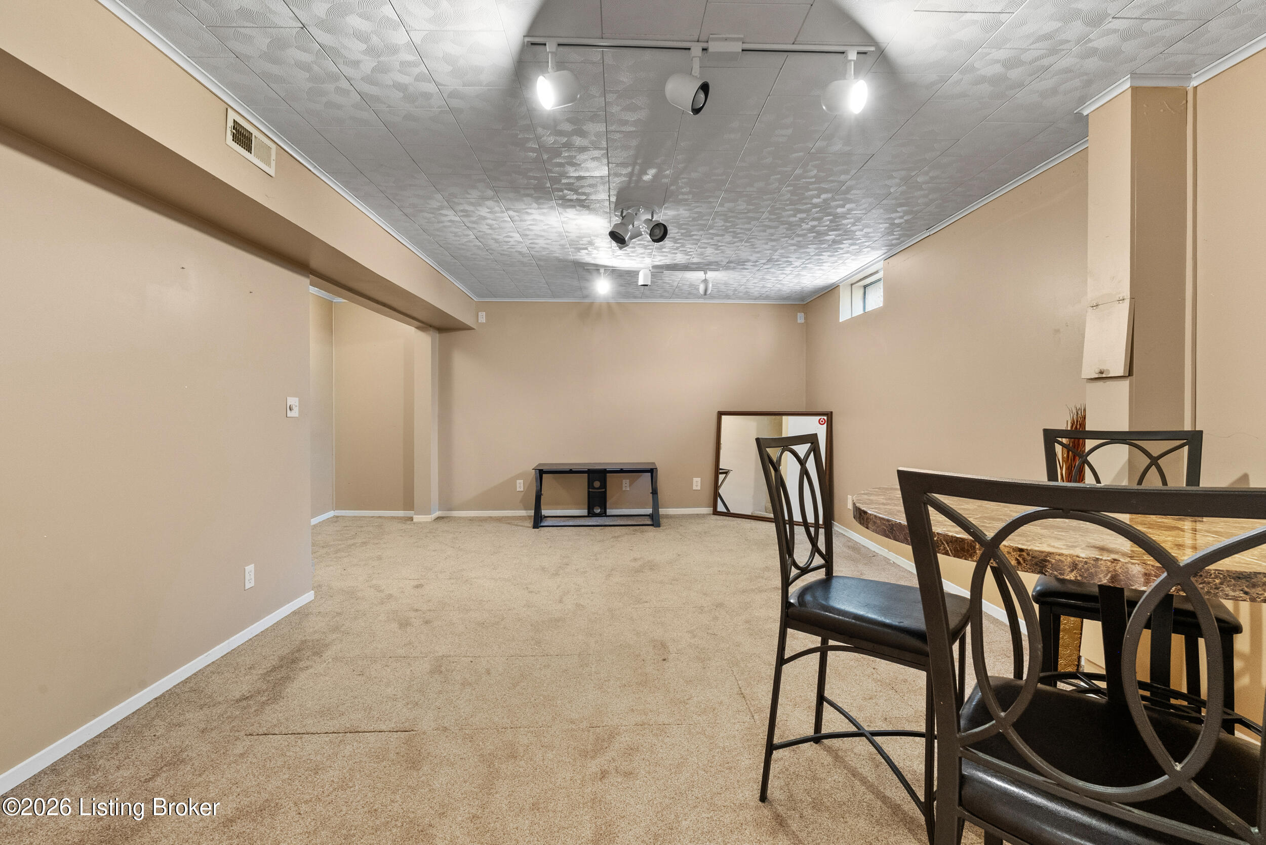 11503 Halifax Dr Property Photo 37
