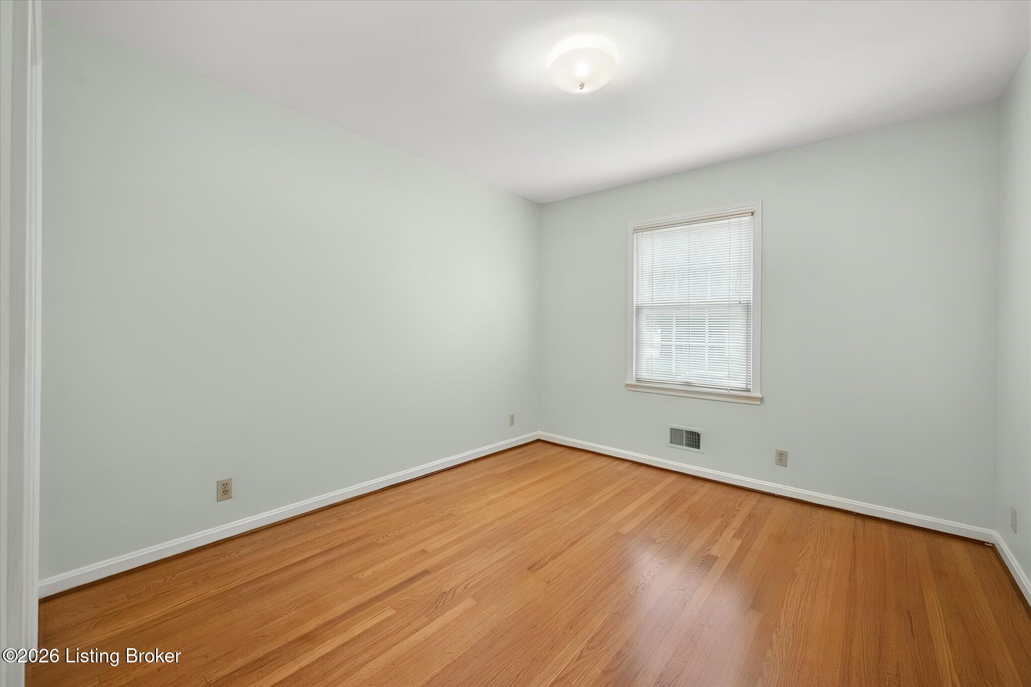 4021 Landside Dr Property Photo 11