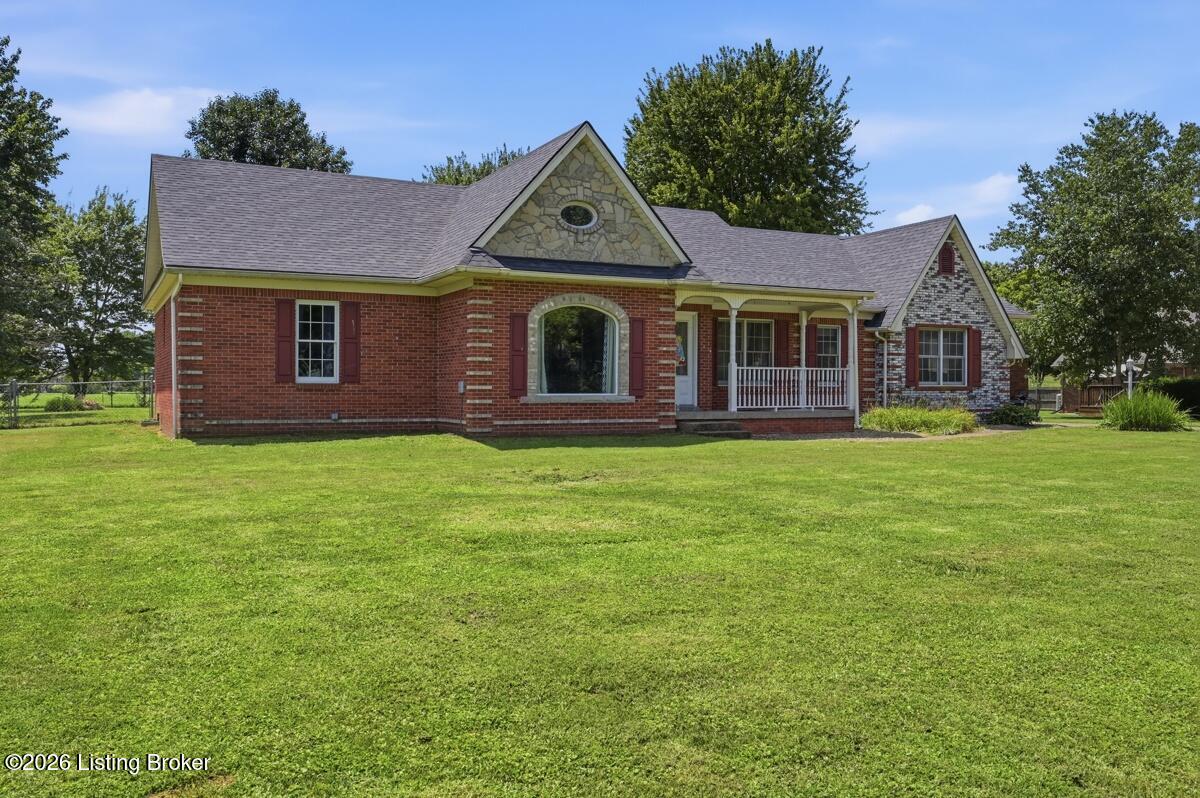 1103 Foxfire Rd Property Photo 1