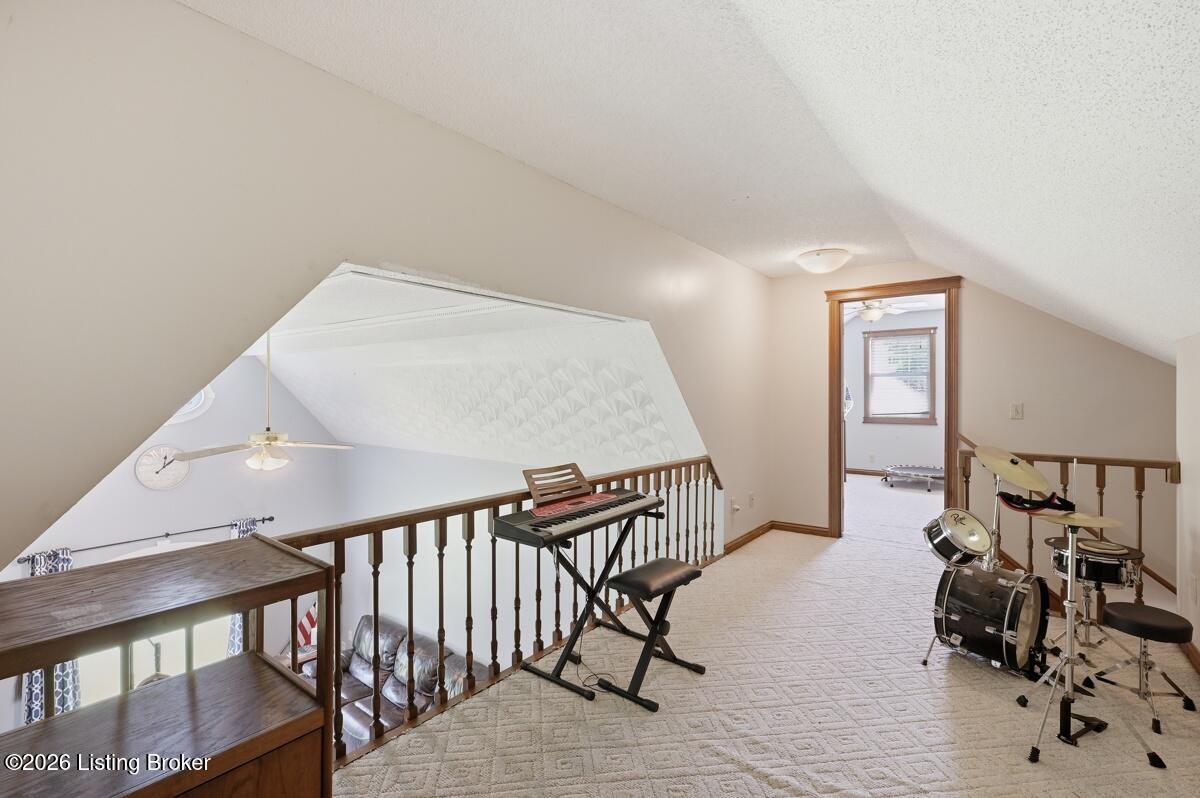 1103 Foxfire Rd Property Photo 23