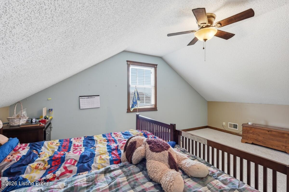 1103 Foxfire Rd Property Photo 24