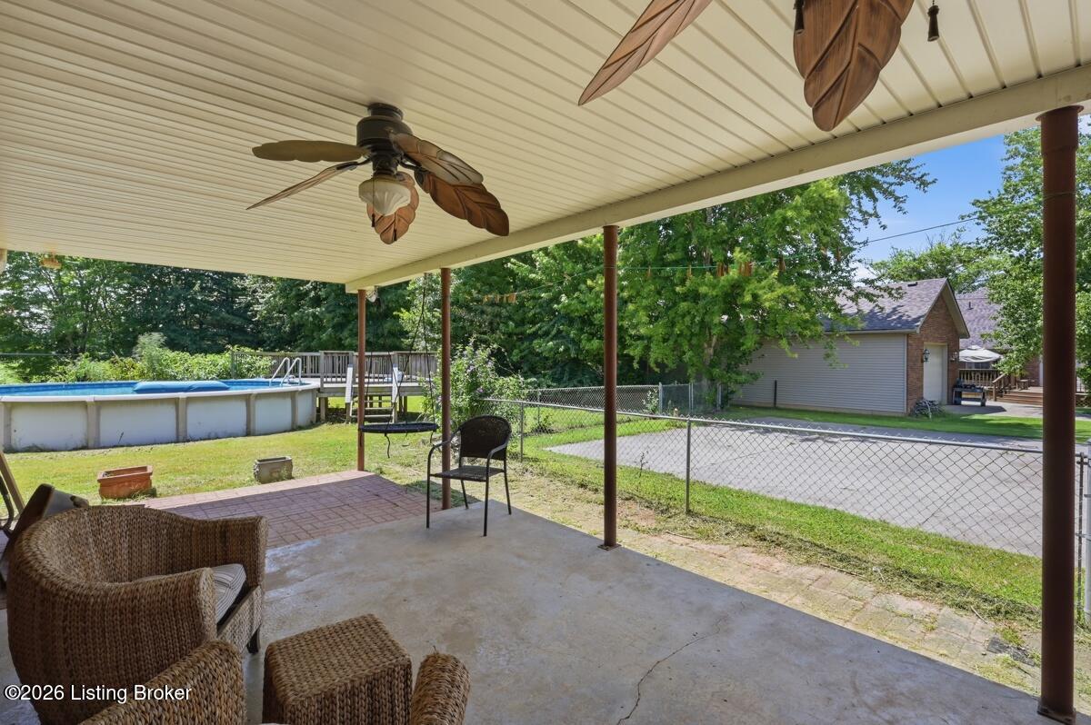 1103 Foxfire Rd Property Photo 26