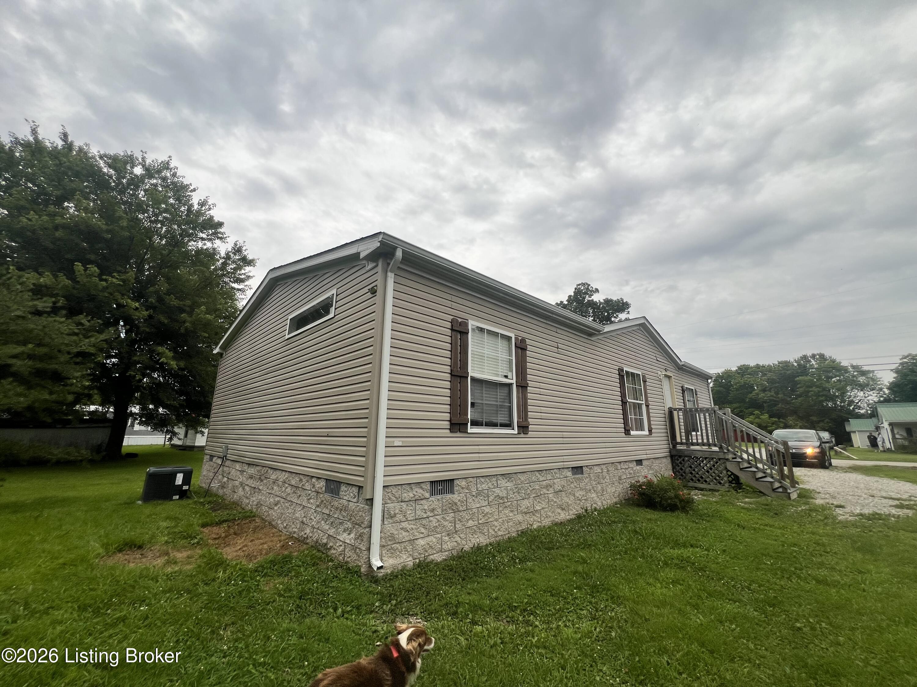 407 N Patterson St Property Photo 3