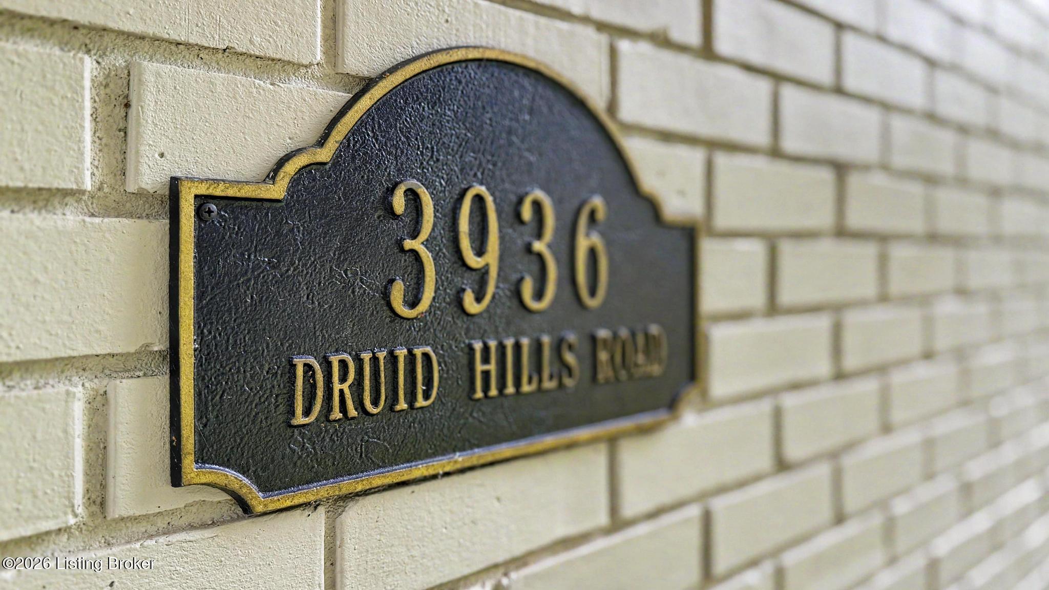 3936 Druid Hills Rd Property Photo 3