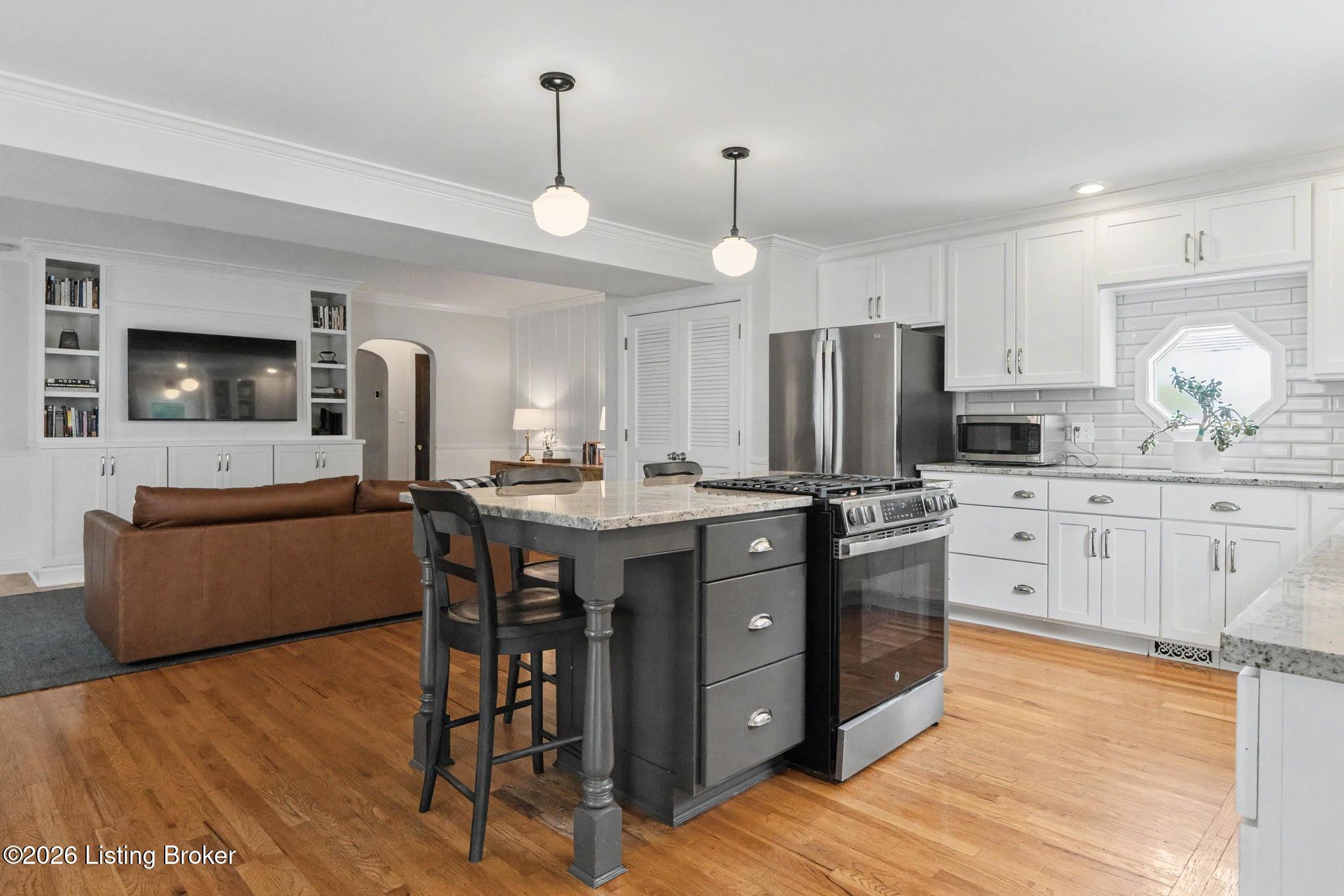 3936 Druid Hills Rd Property Photo 16