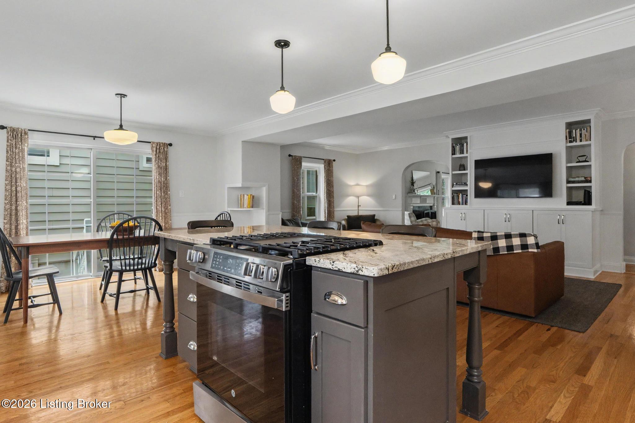 3936 Druid Hills Rd Property Photo 17