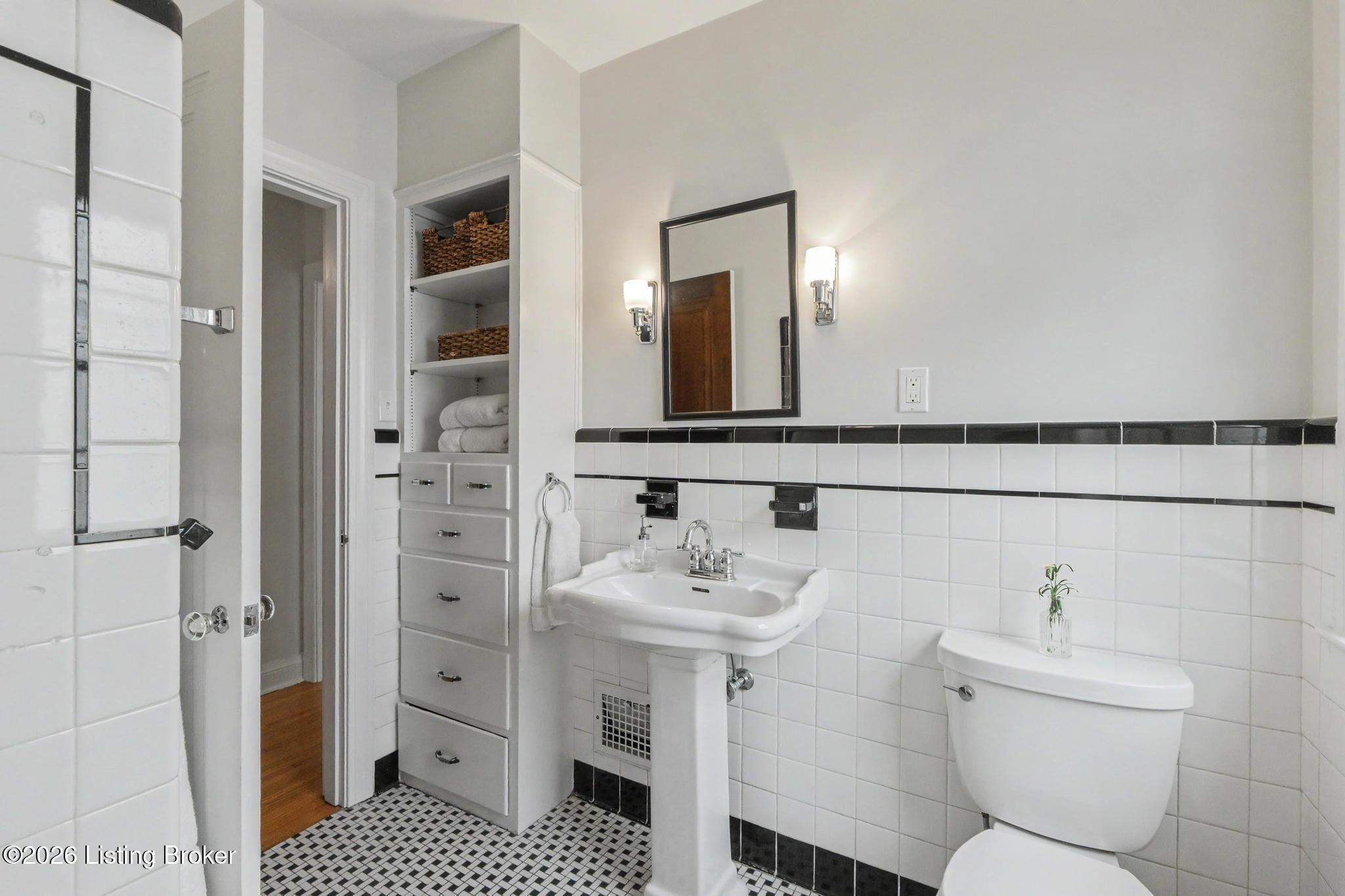 3936 Druid Hills Rd Property Photo 30