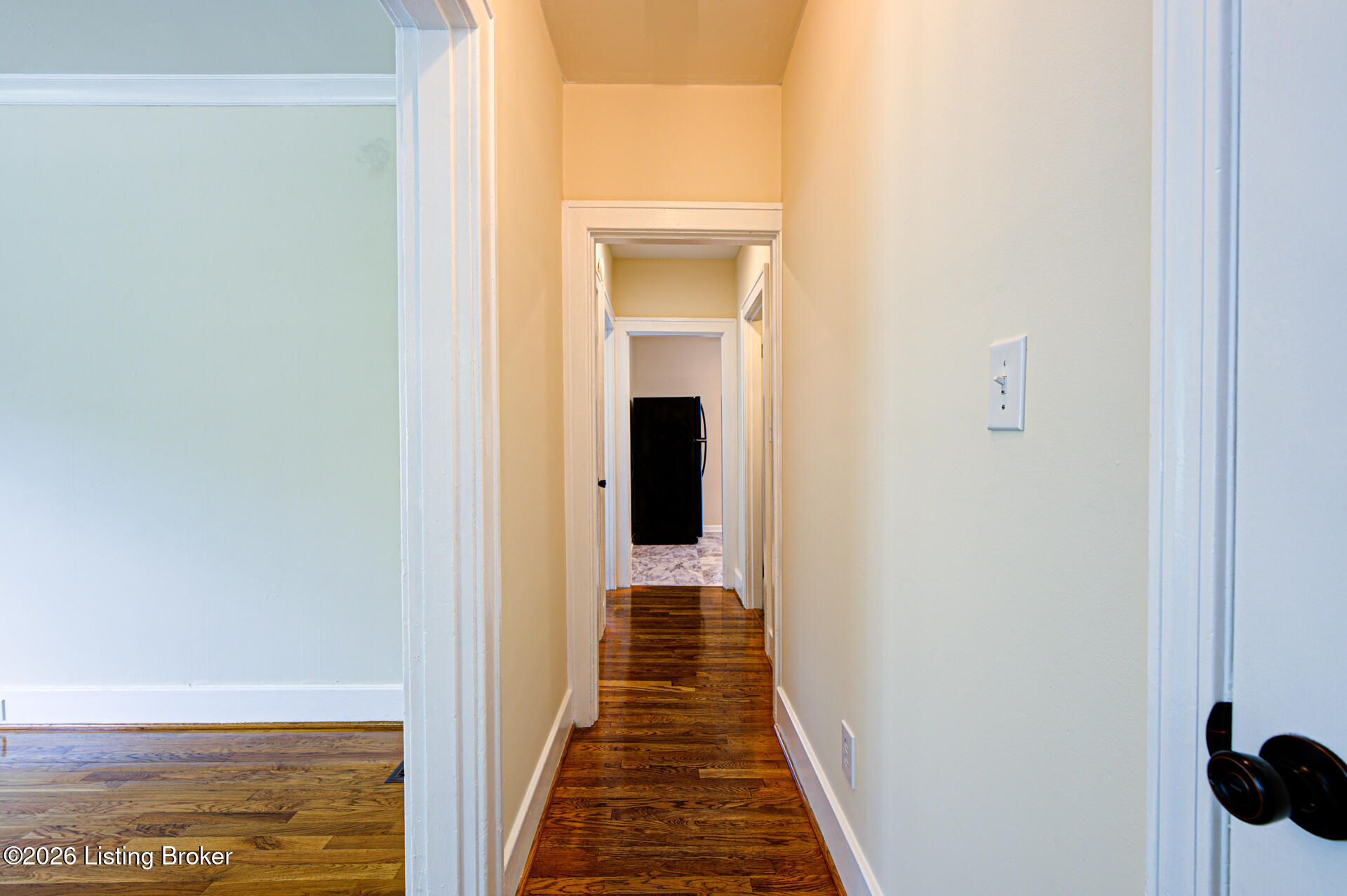 665 N Barbee Way Property Photo 8