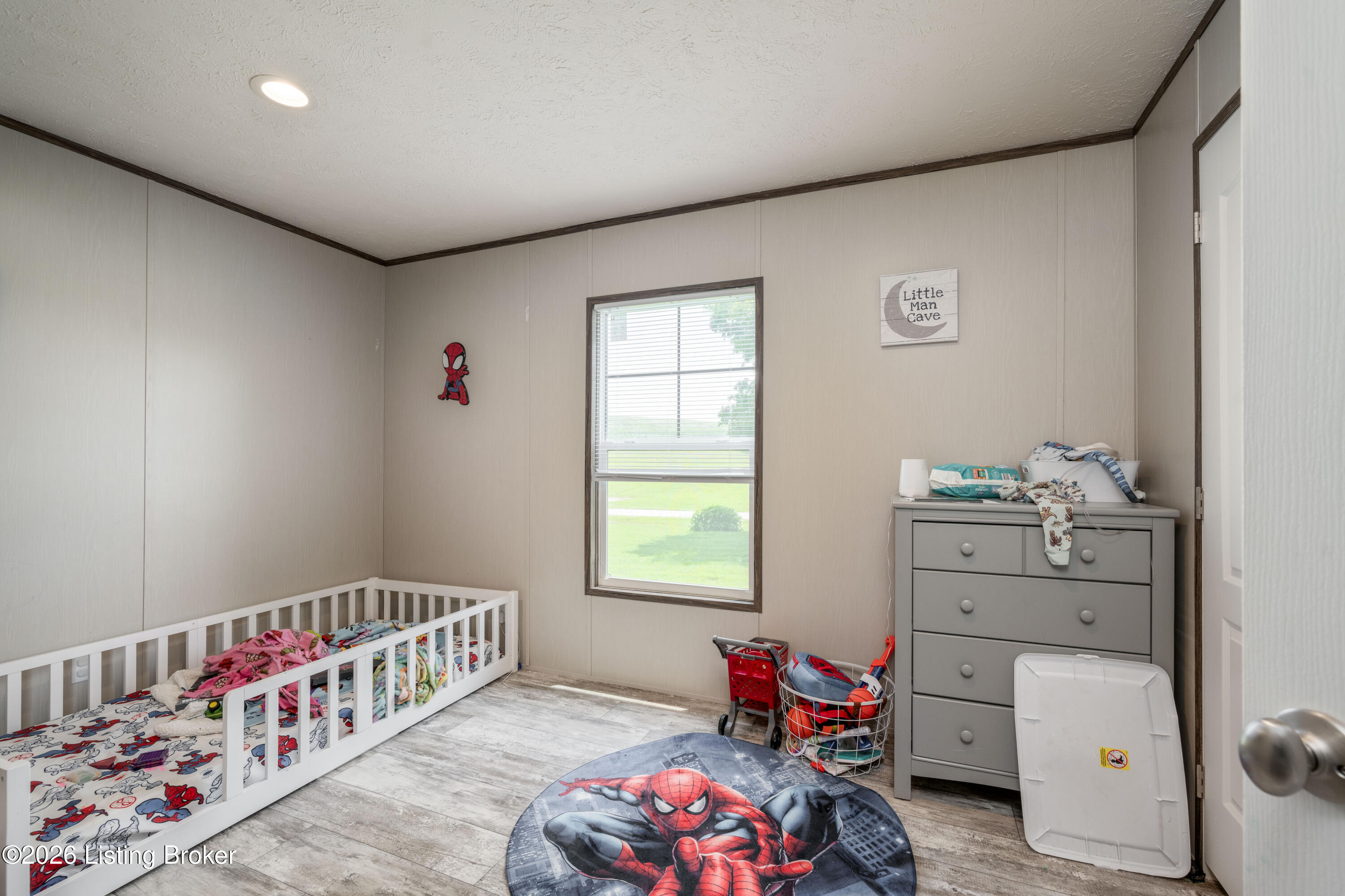 886 E Calvary Rd Property Photo 19