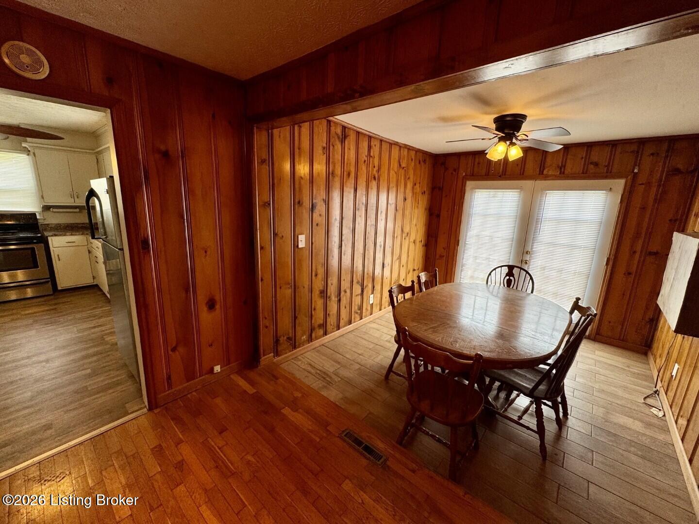 83 S Church St Property Photo 7