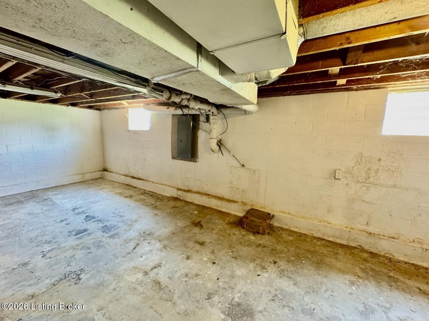 83 S Church St Property Photo 15