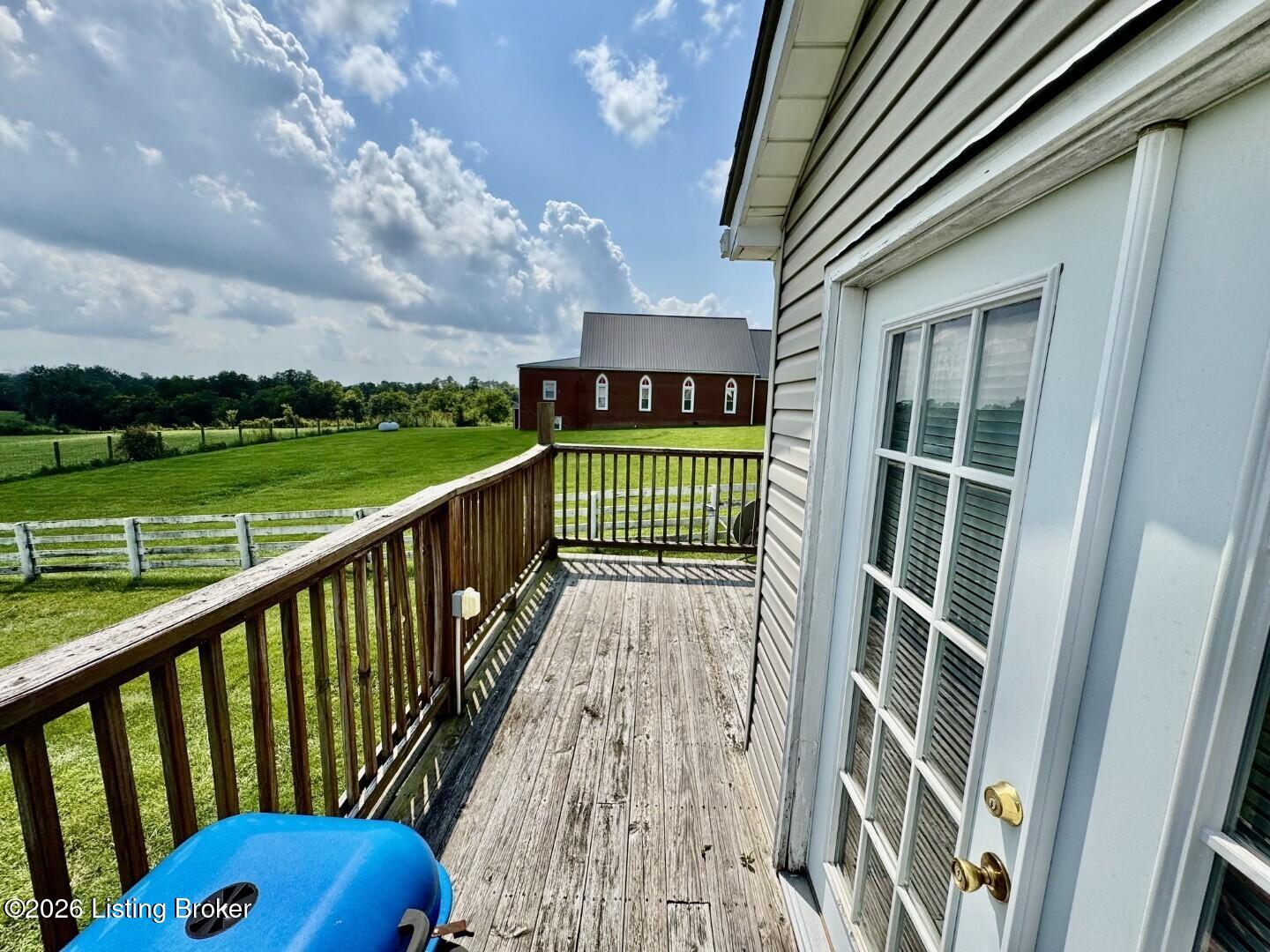 83 S Church St Property Photo 16