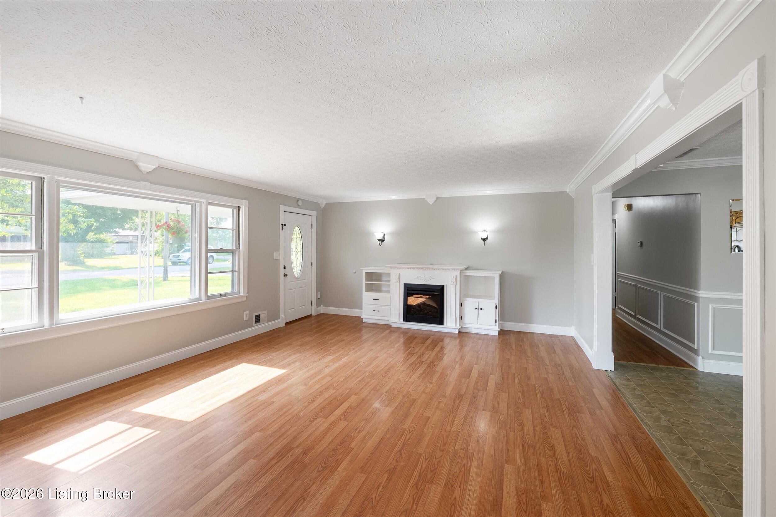 5741 Dorinda Dr Property Photo 1
