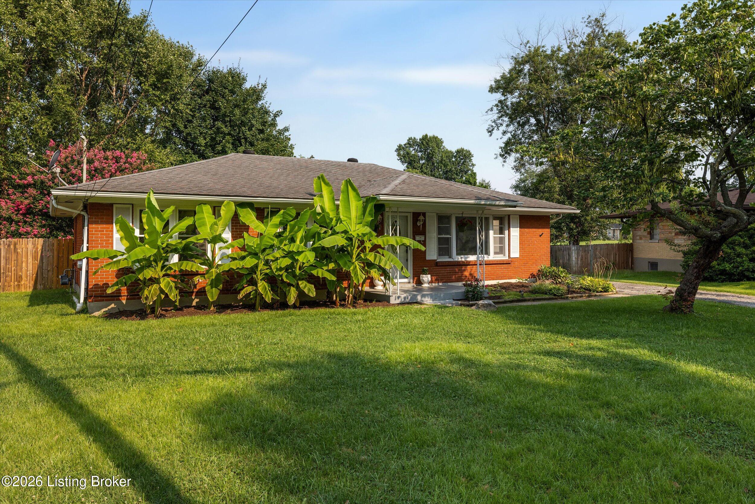 5741 Dorinda Dr Property Photo 28