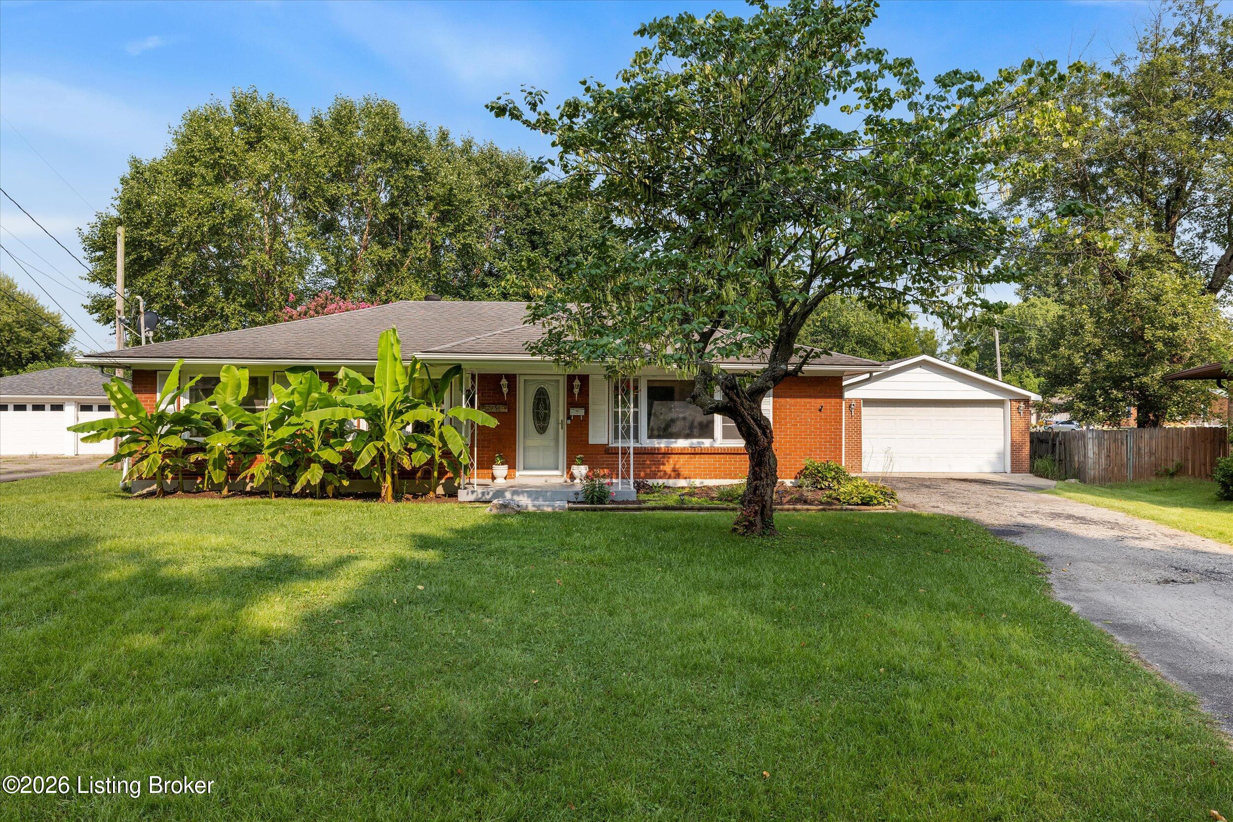 5741 Dorinda Dr Property Photo 31