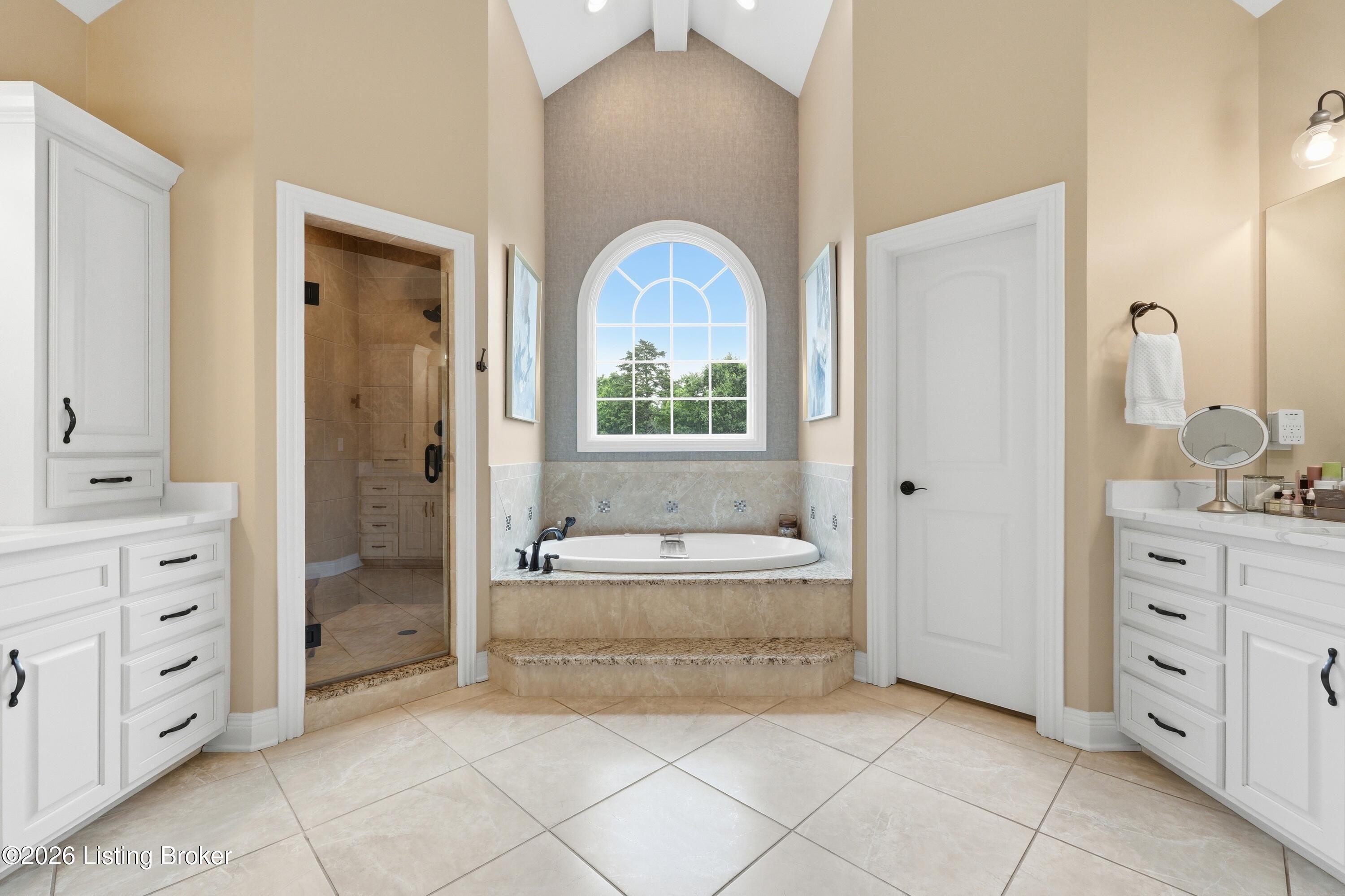 878 Woodsdale Farm Dr Property Photo 39