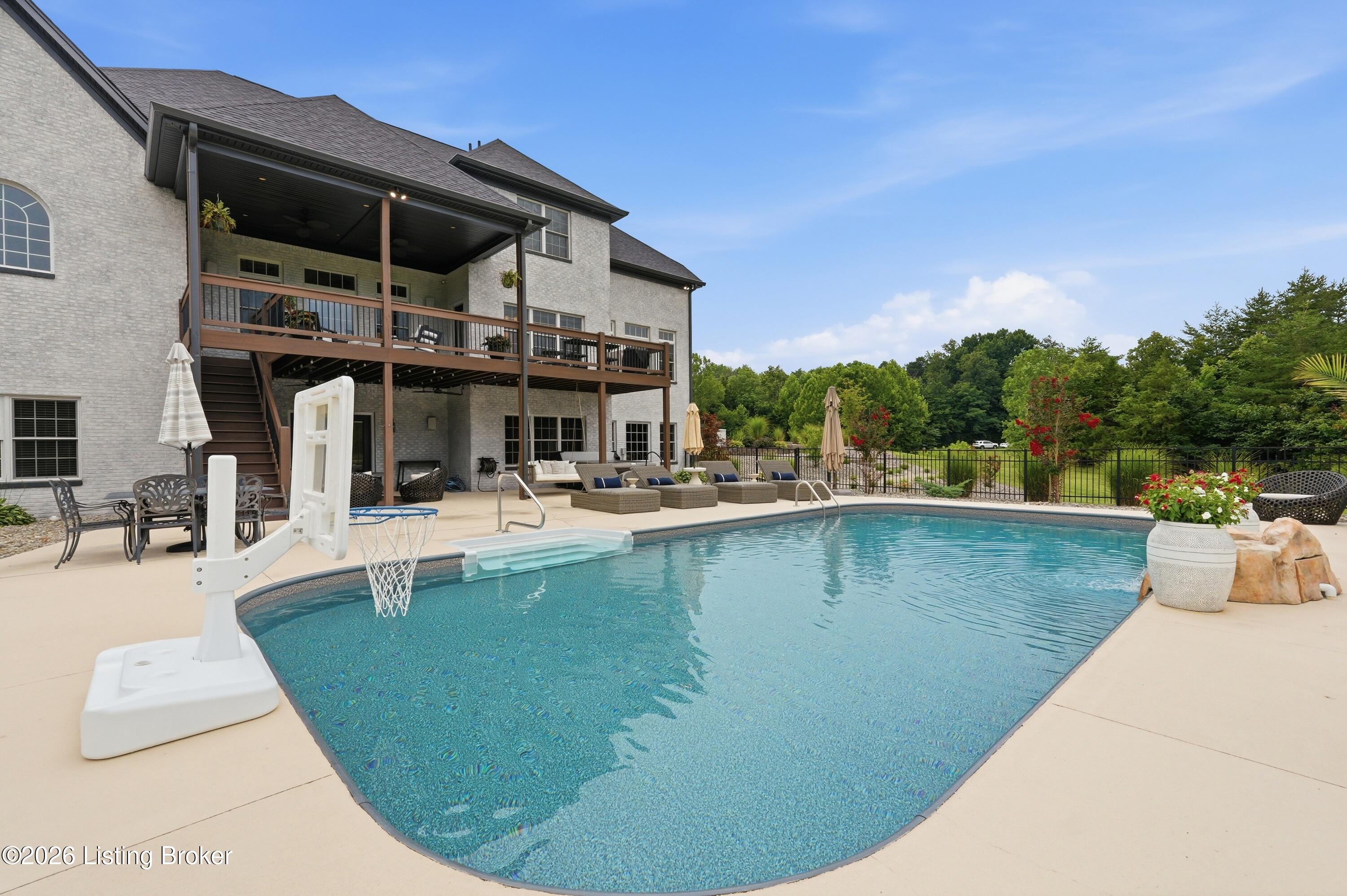878 Woodsdale Farm Dr Property Photo 82