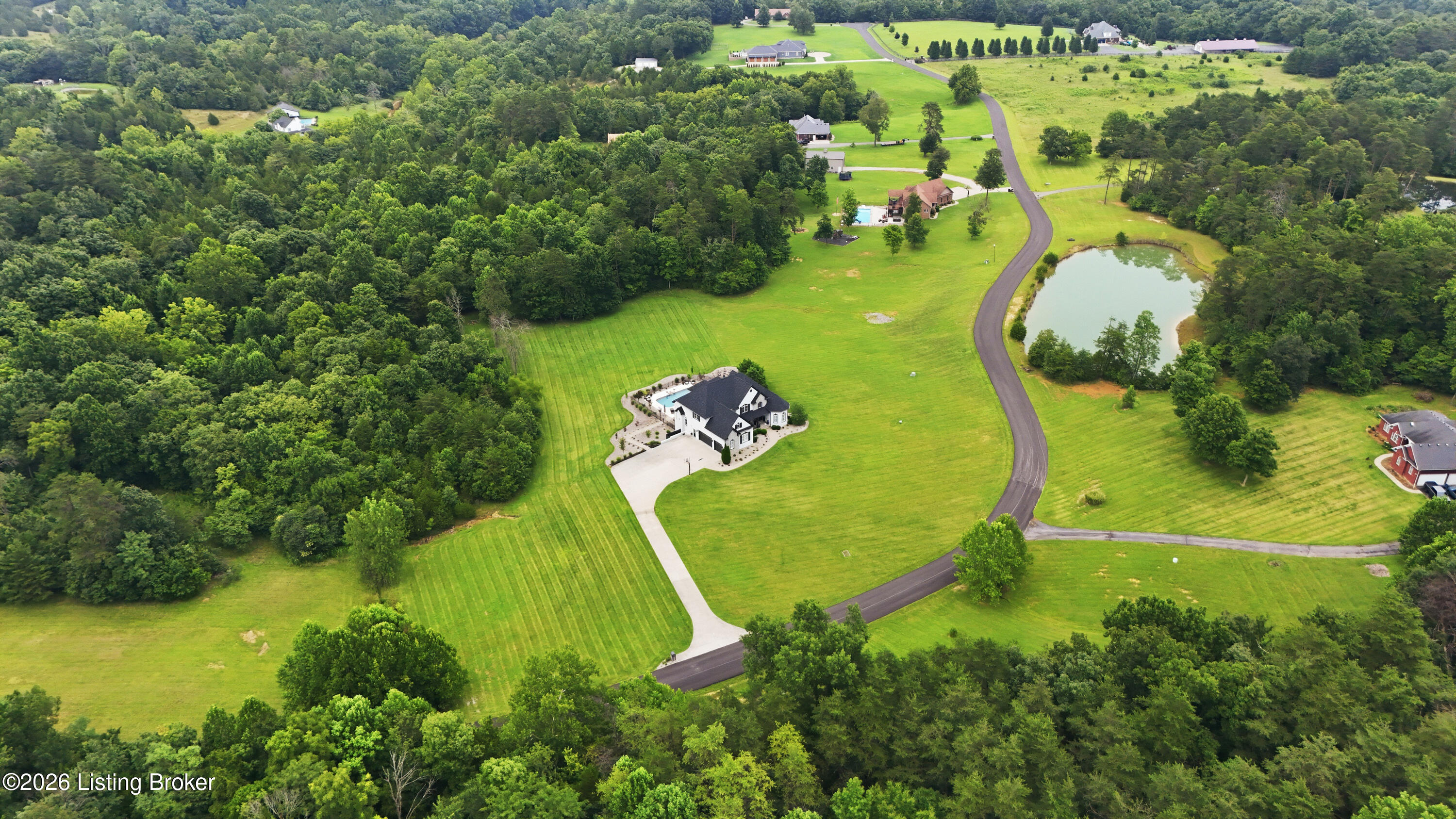 878 Woodsdale Farm Dr Property Photo 92
