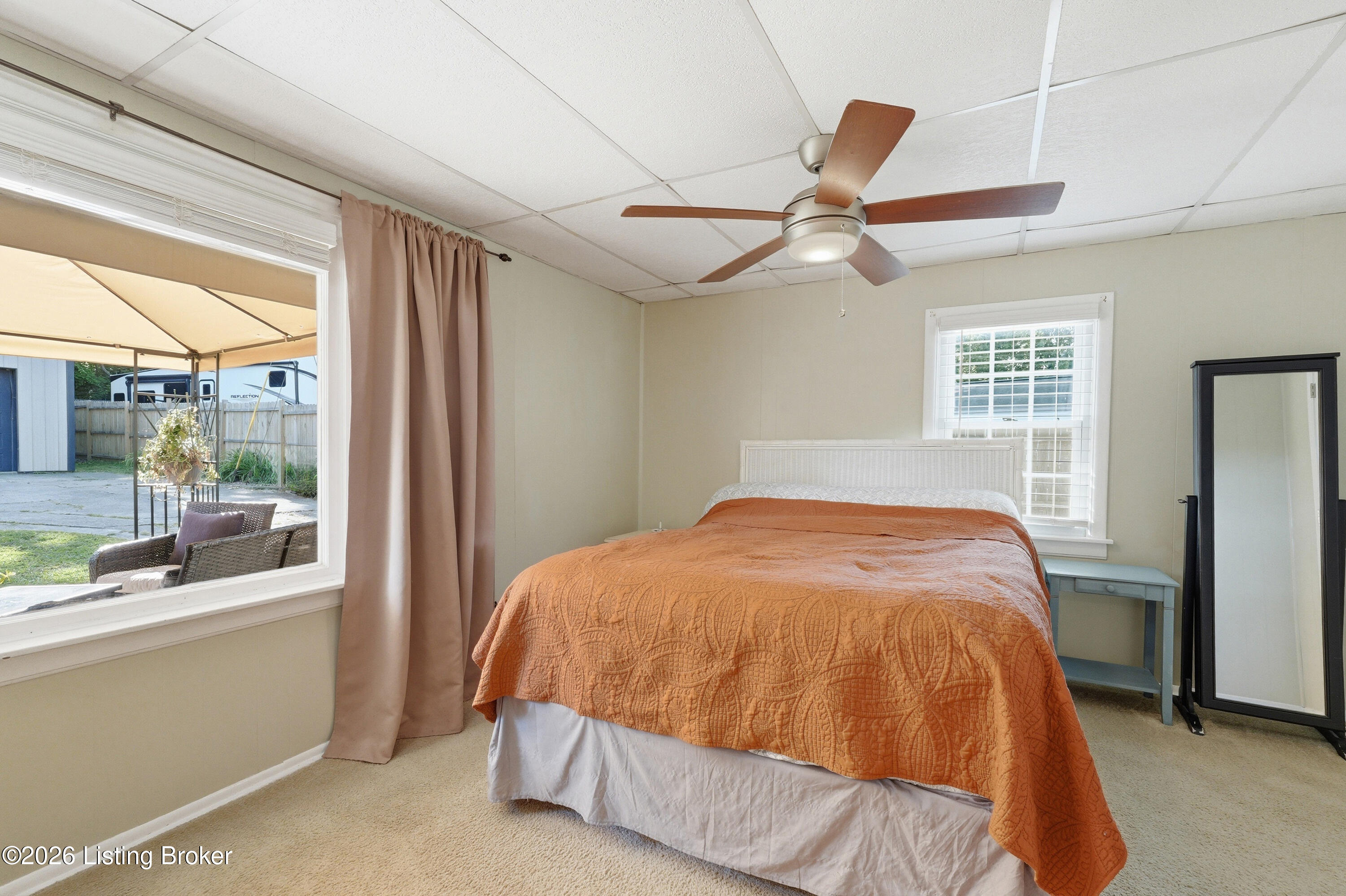 2619 Merhoff St Property Photo 12