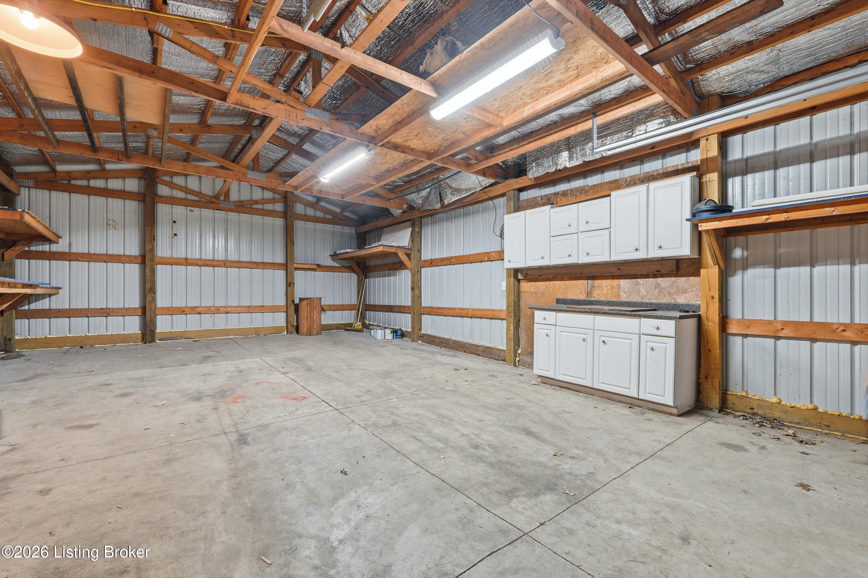 2619 Merhoff St Property Photo 20