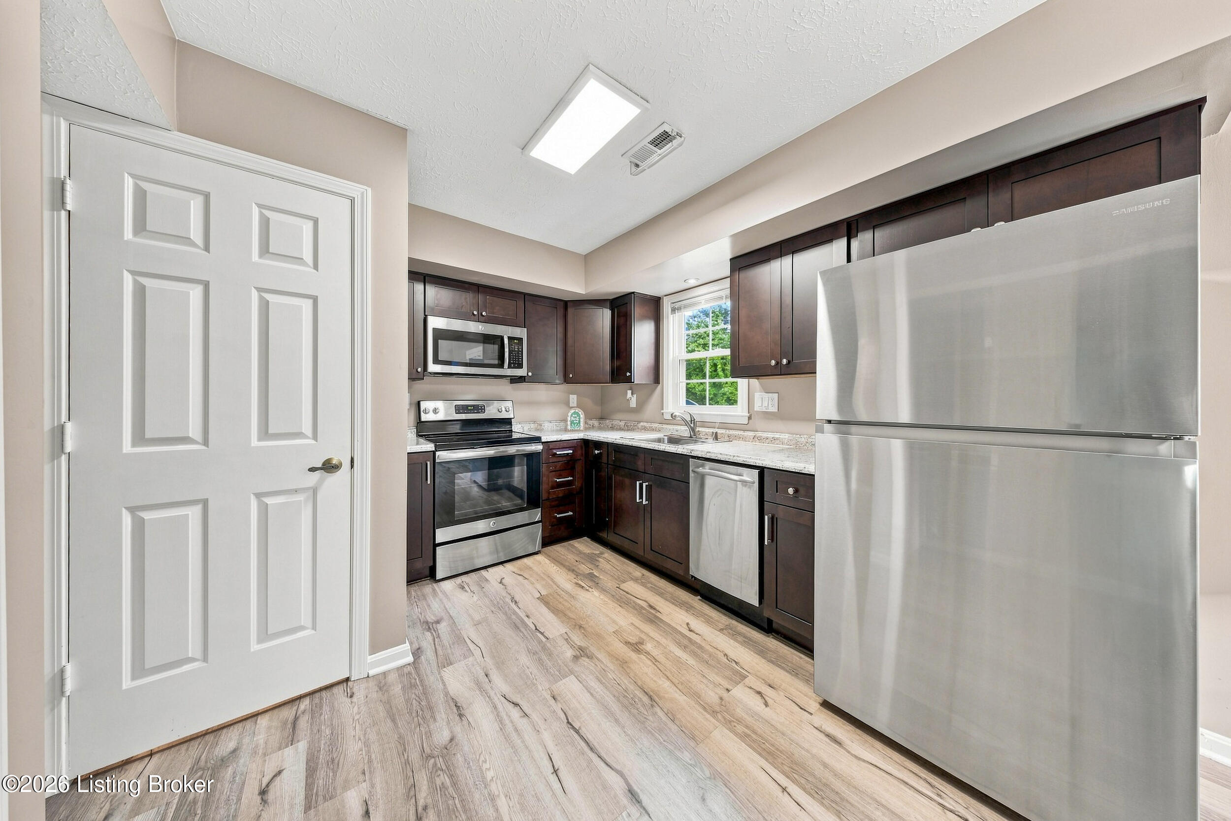 8319 Damascus Cir Property Photo 11