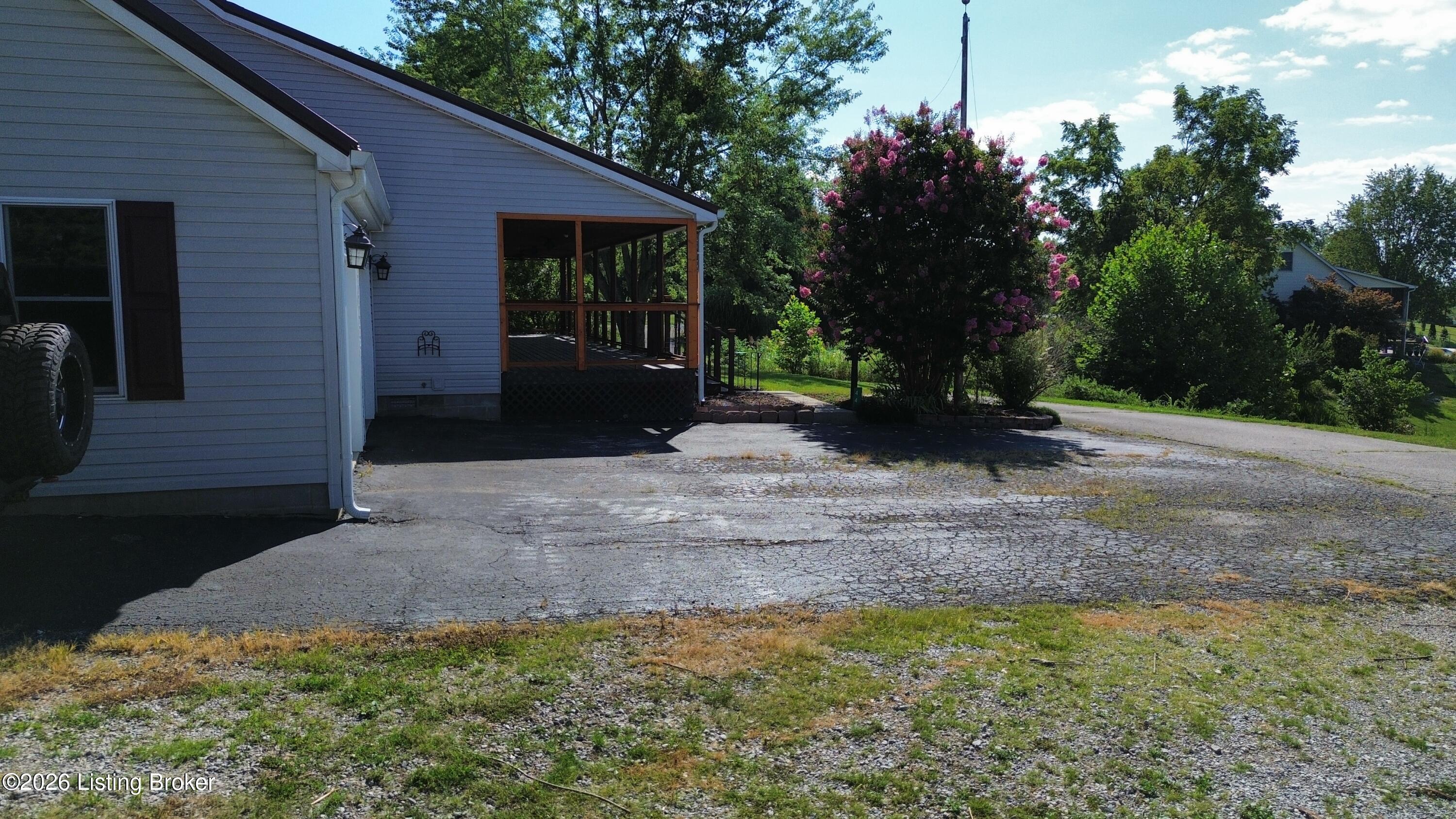 44 Wheeler Rd Property Photo 10