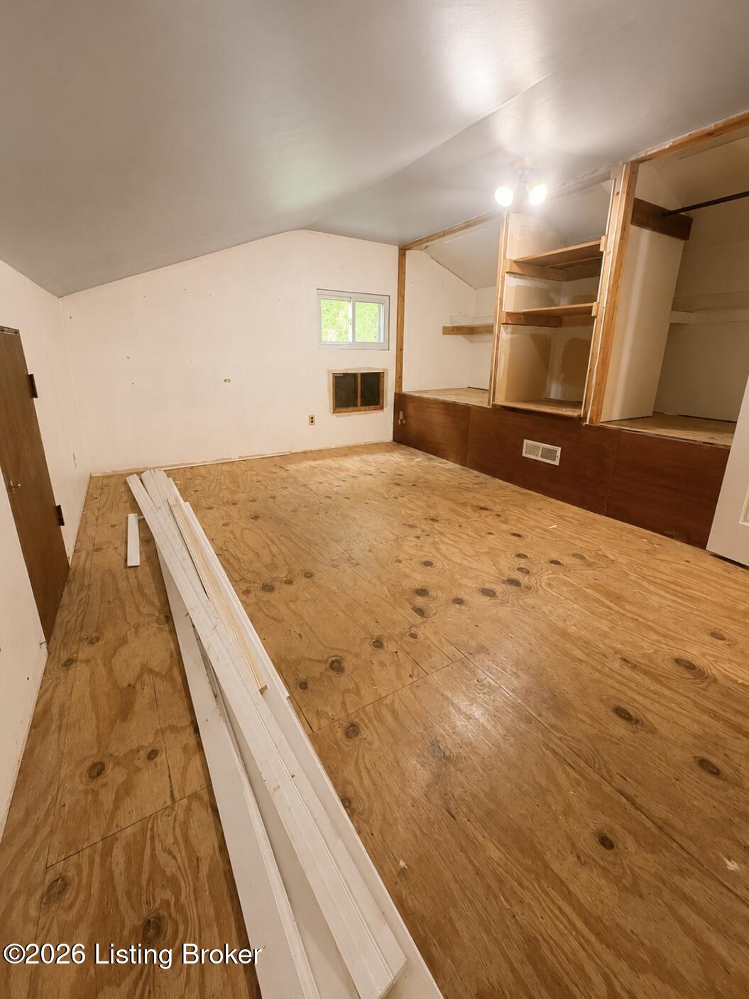 1231 Lipps Ln Property Photo 24