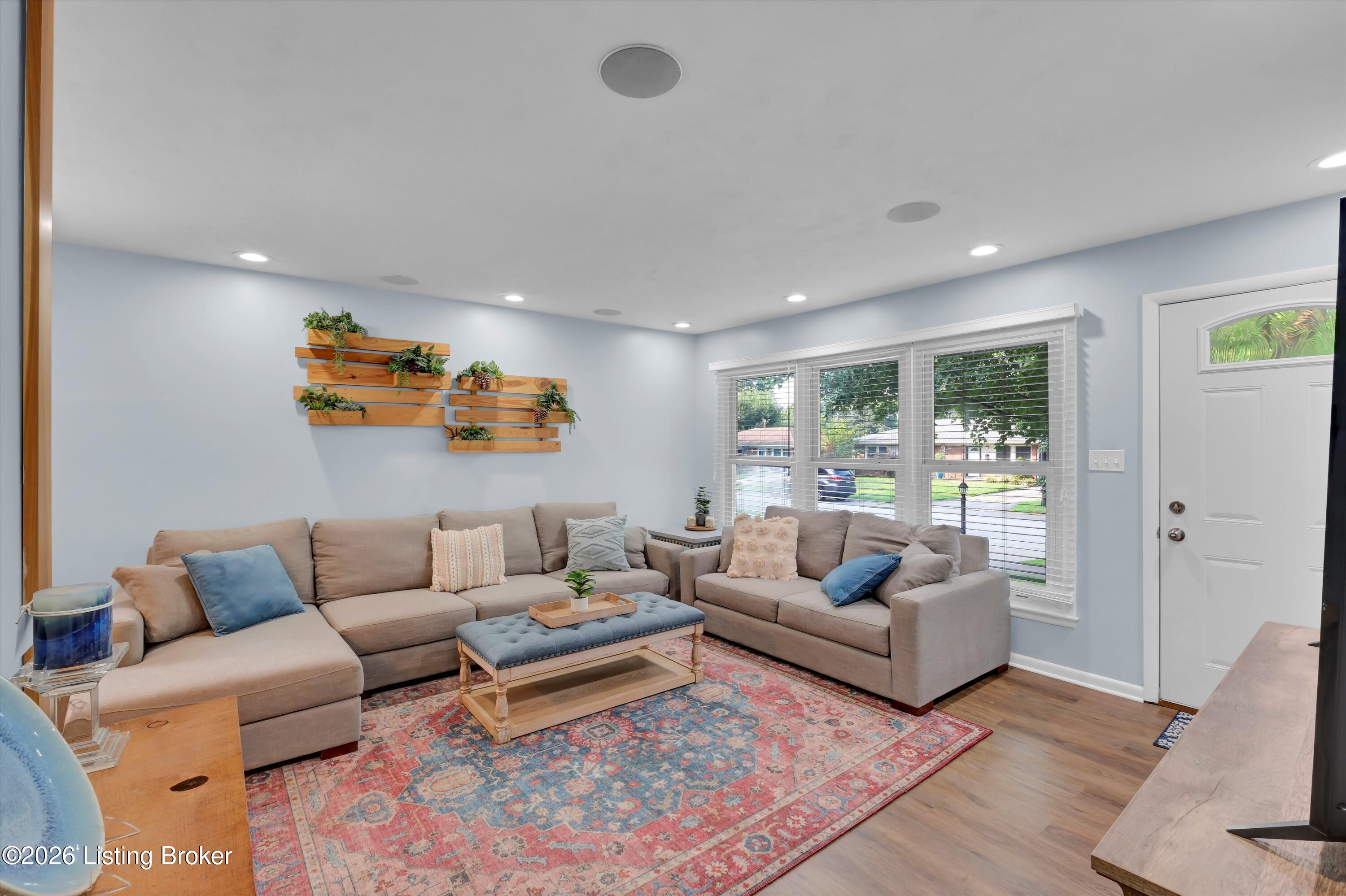 3511 Autumn Way Property Photo 6