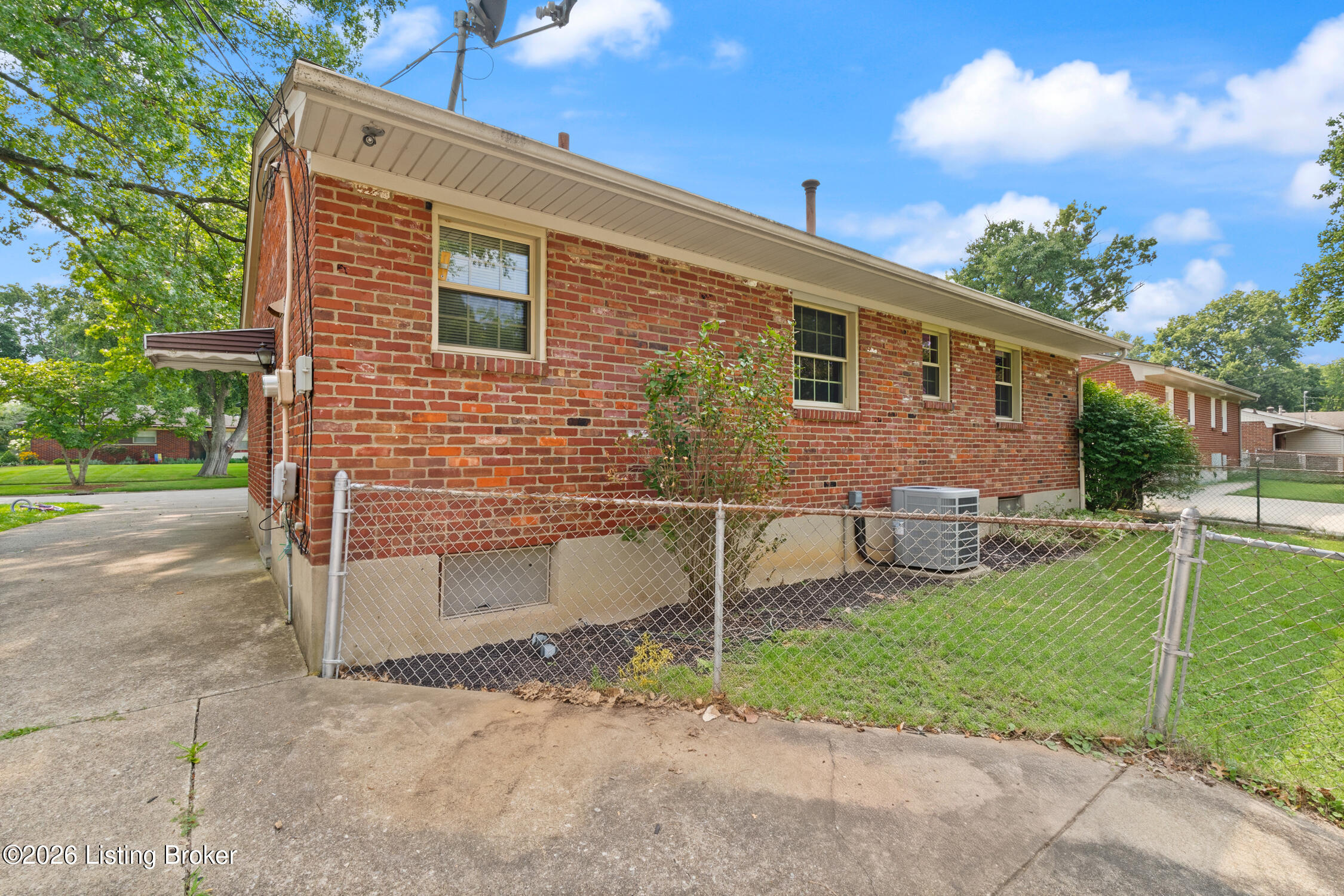3604 Ethelwood Dr Property Photo 5