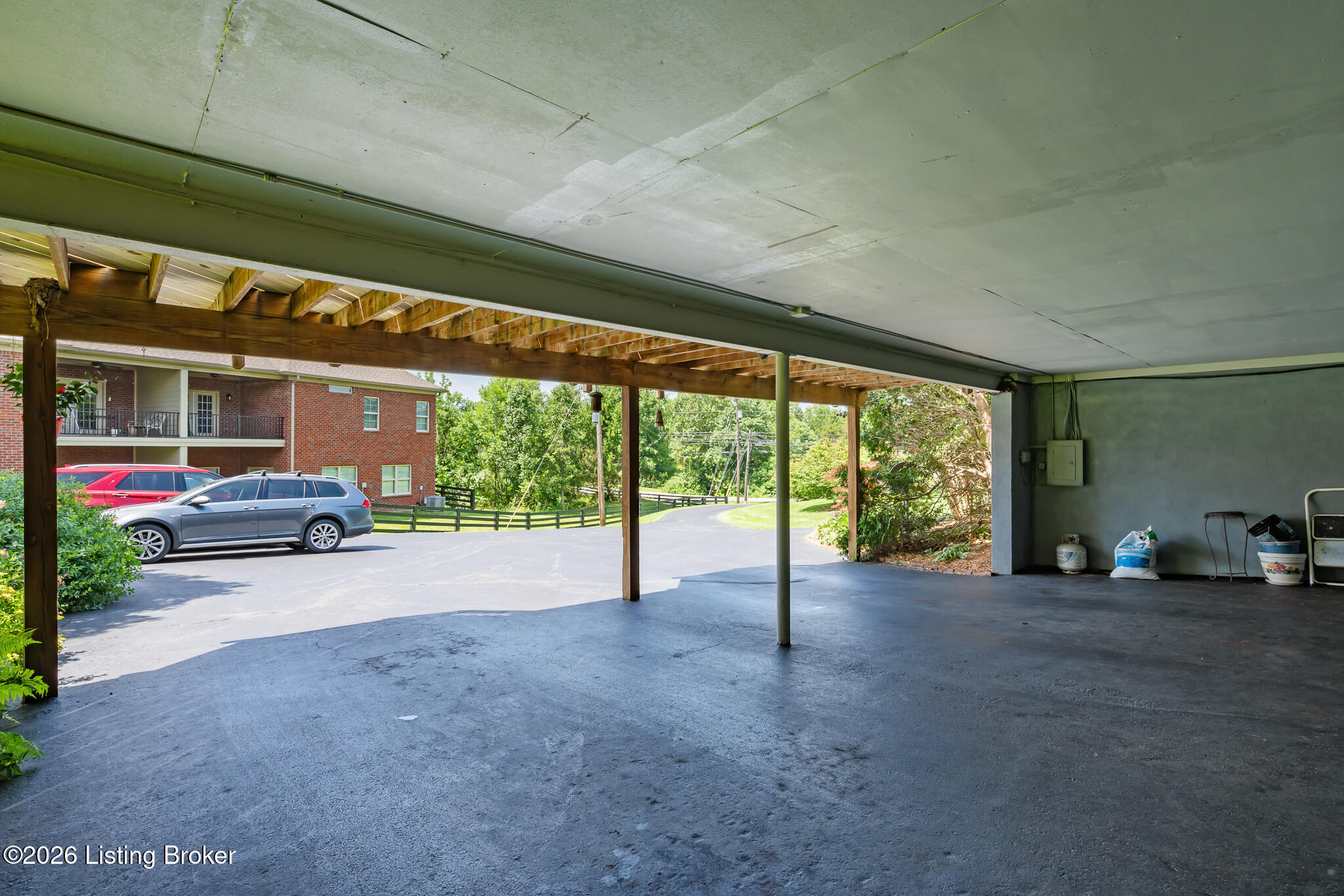 3001 S Highway 53 Property Photo 39