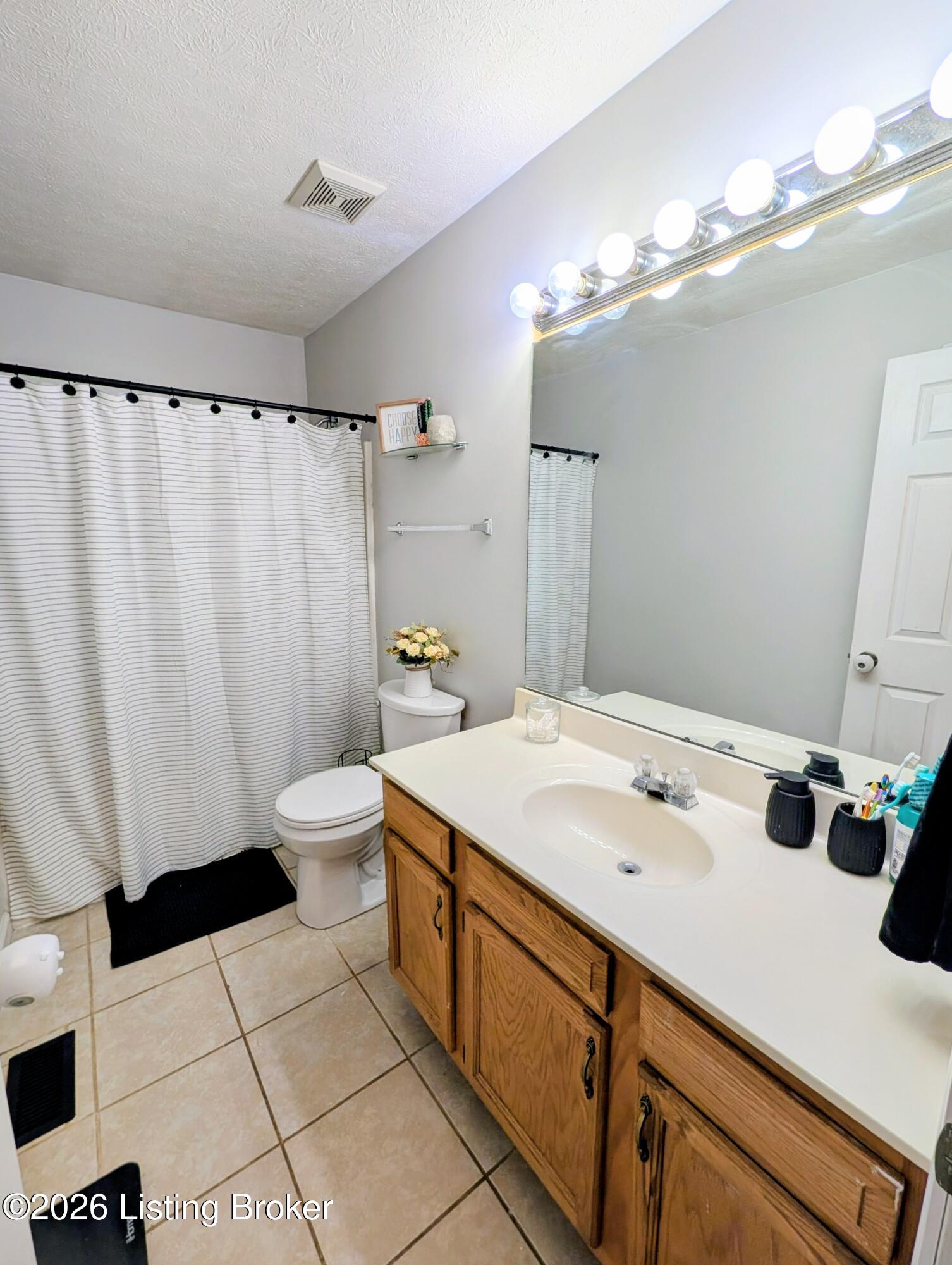 352 River Trace Property Photo 8