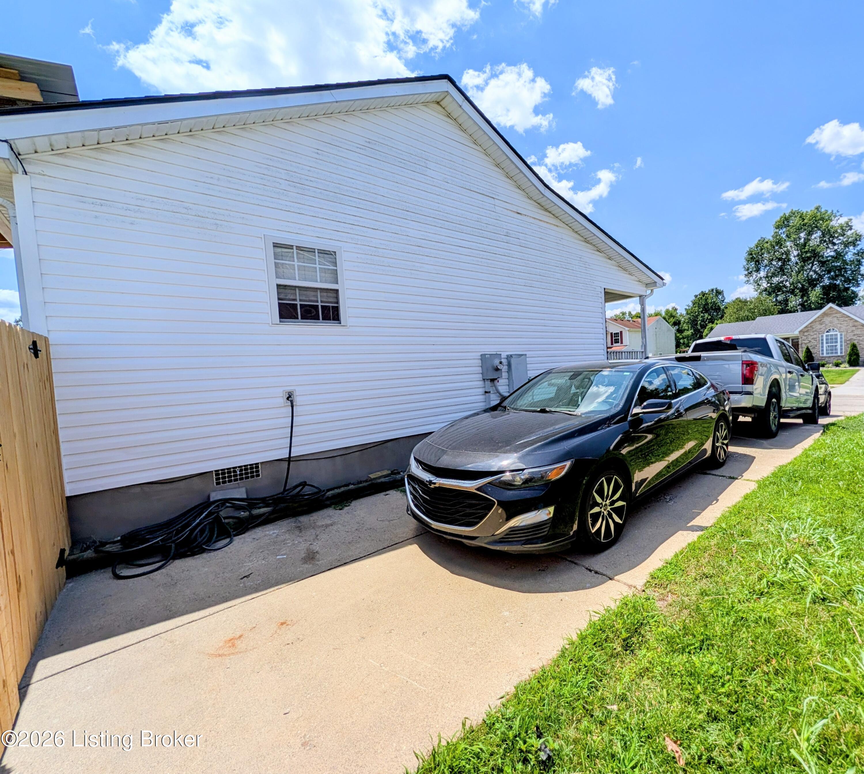 352 River Trace Property Photo 20