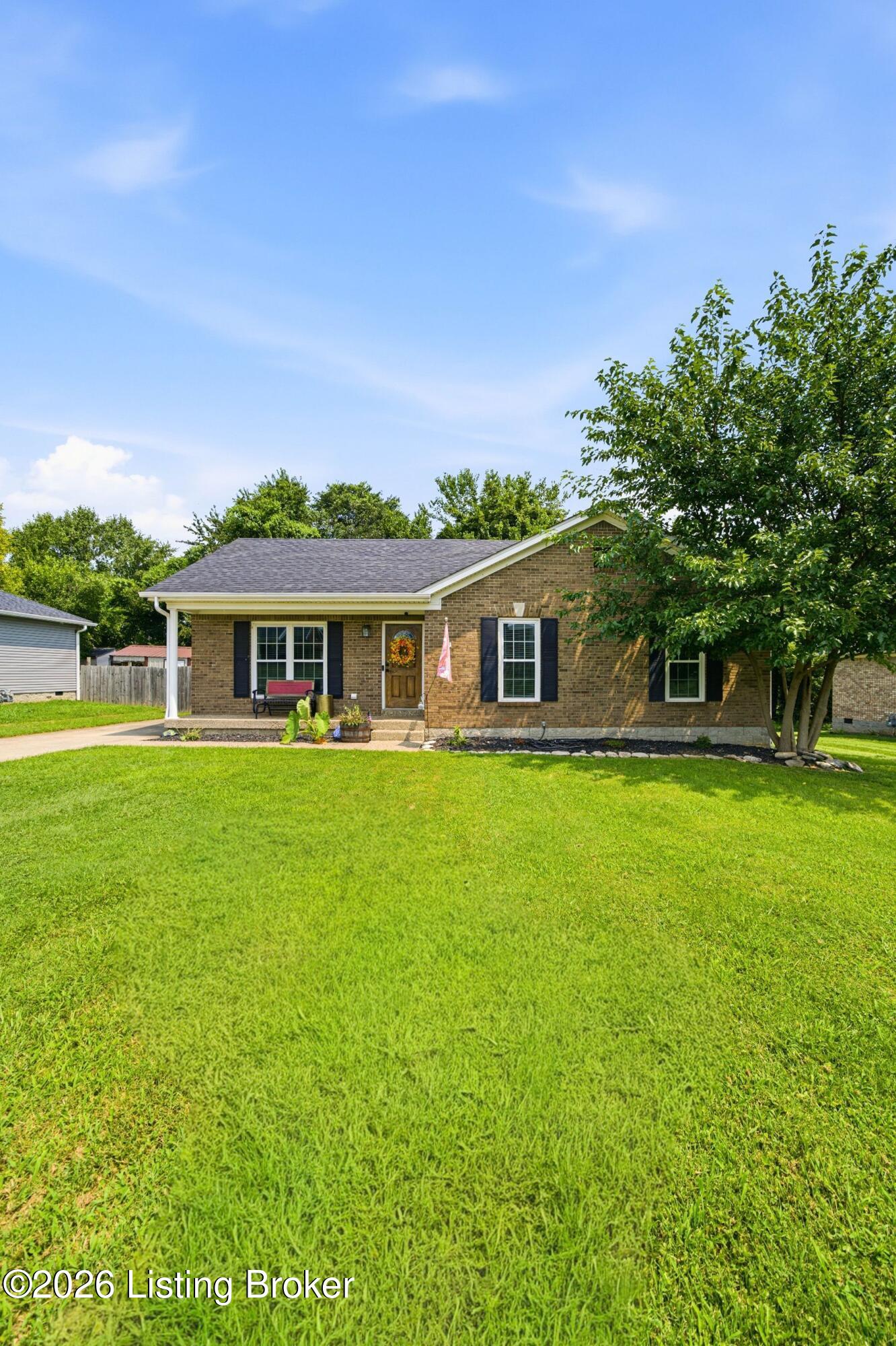 328 Deer Park Way Property Photo 2