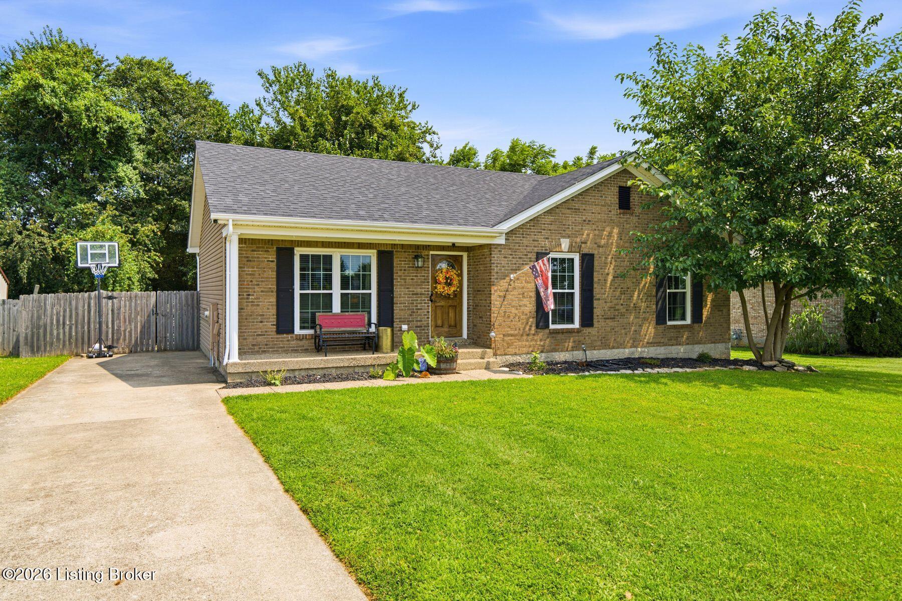 328 Deer Park Way Property Photo 3