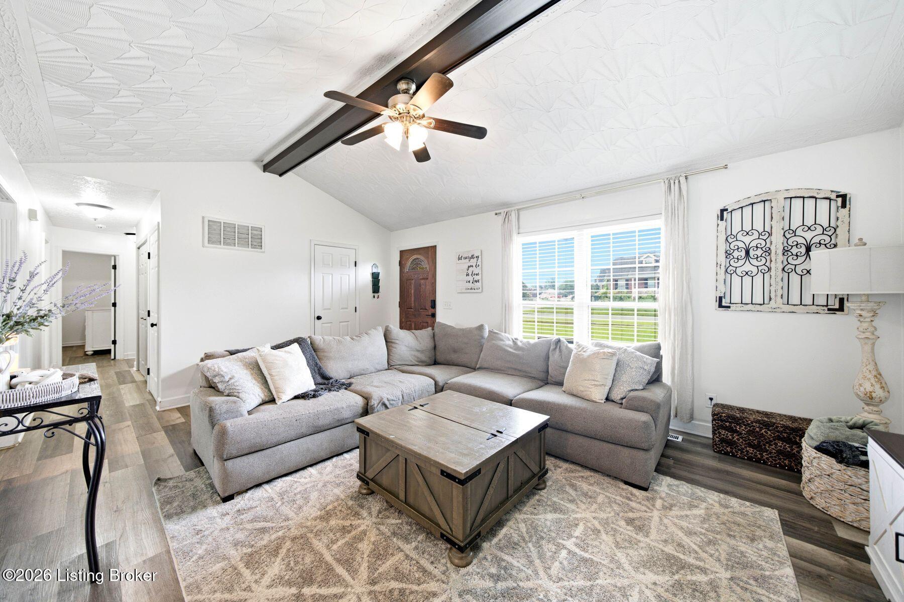 328 Deer Park Way Property Photo 8