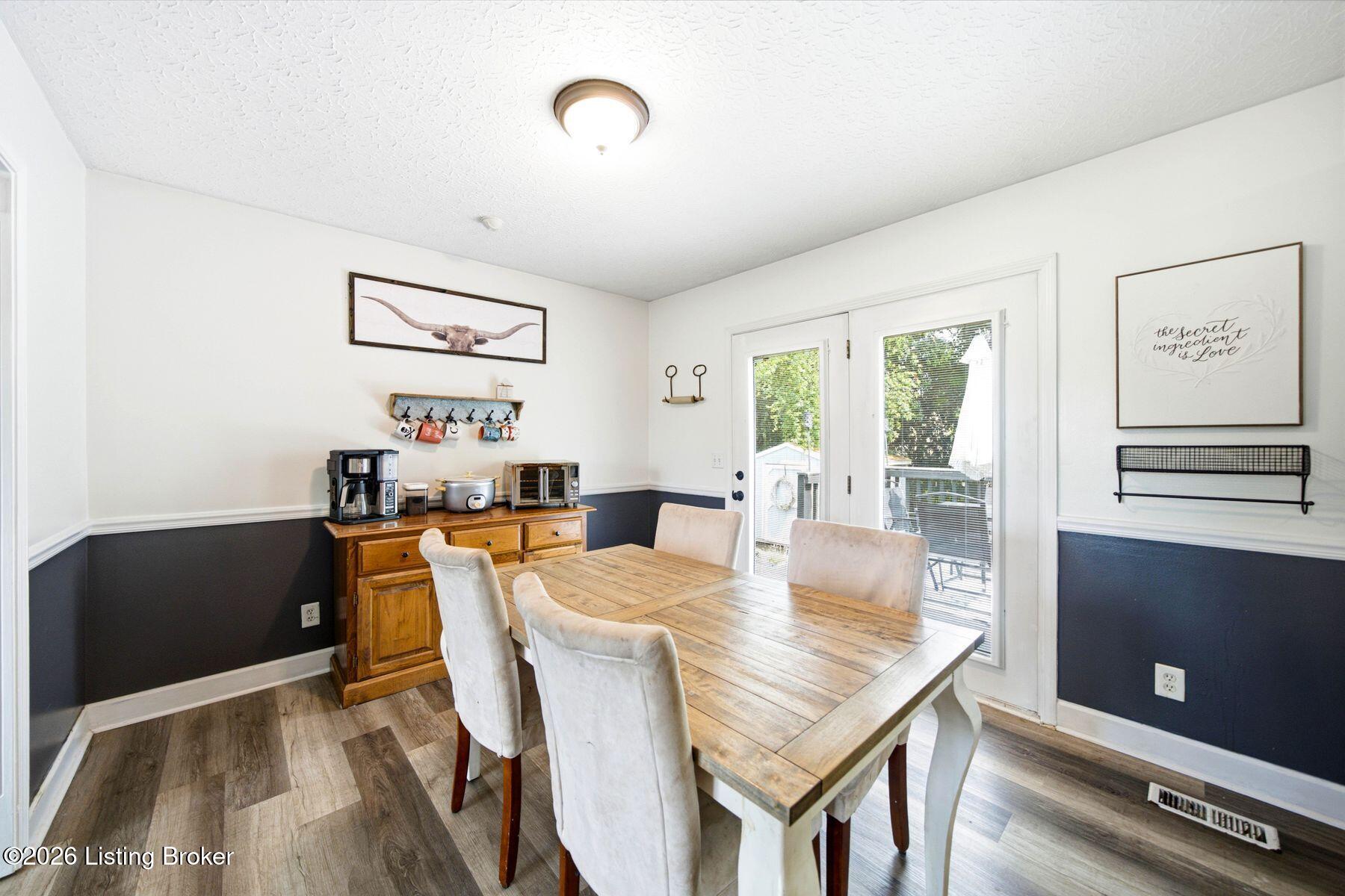 328 Deer Park Way Property Photo 11